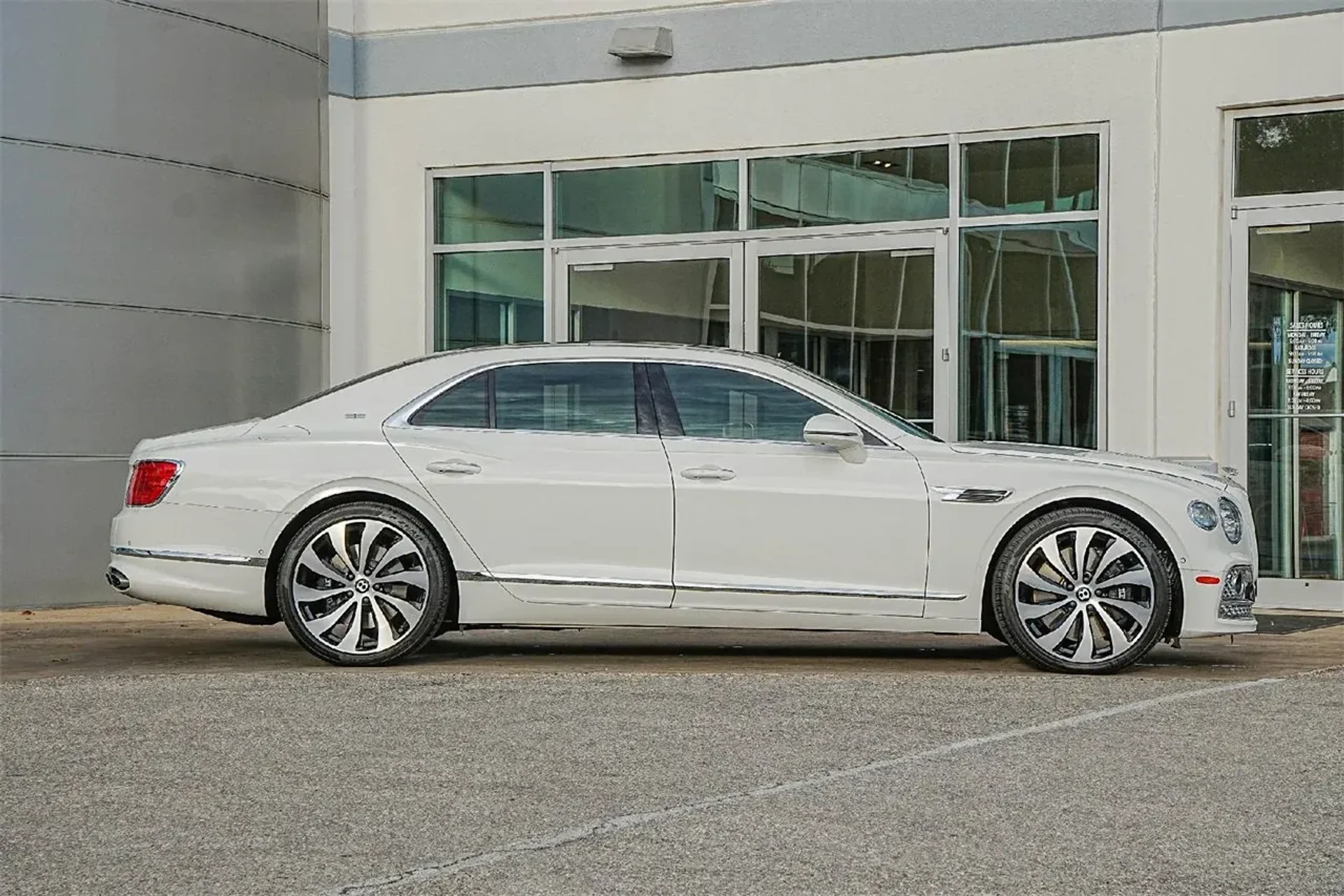 mph007_2722611270_9890140ac8e844598ed1cc312ceb0b54_47703f4572