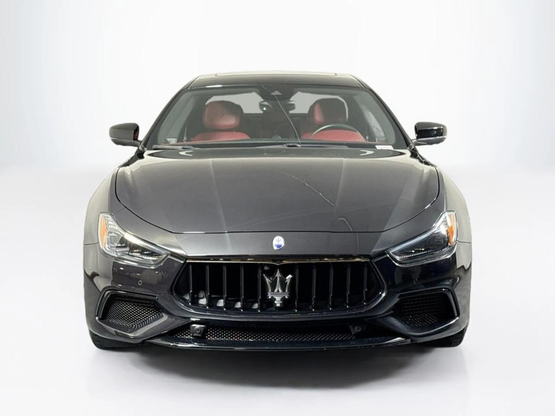 mph007_2730207332_used_2022_maserati_ghibli_modena_11350_23041612_8_1024_bca1024a96