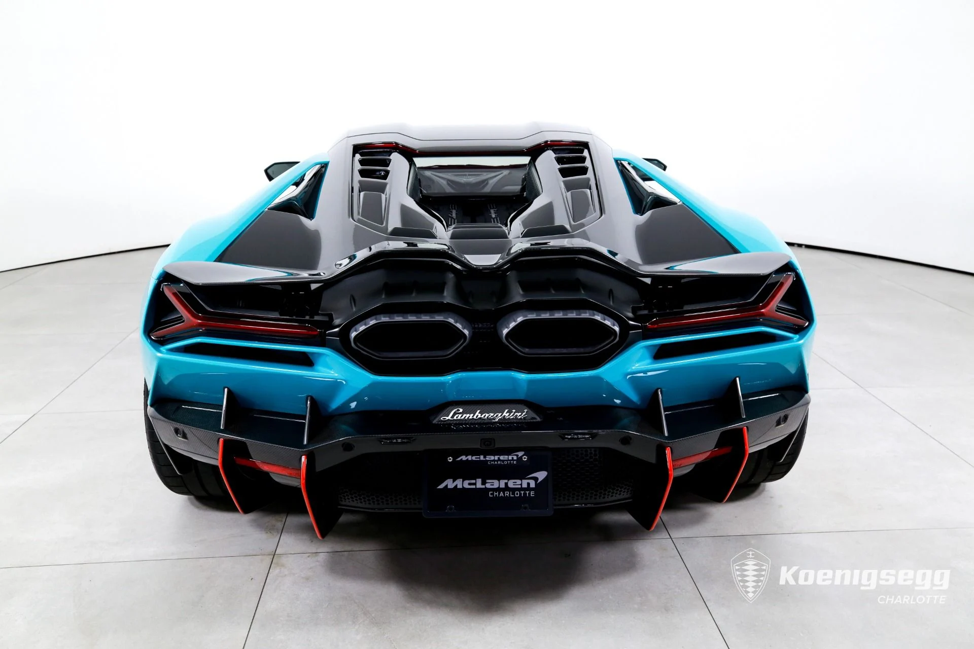 mph007_2730765166_Used_2025_Lamborghini_Revuelto_1783438439_6f6e323dfc