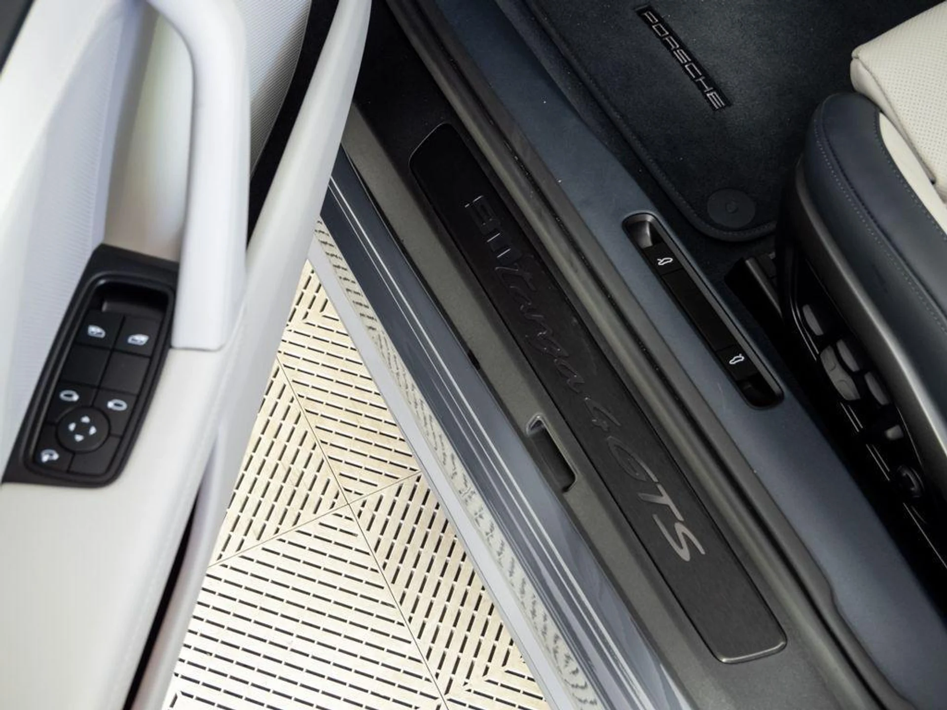 mph007_2731694045_vfls_ATE_Bt9wrj_K_Pt_Gu8j_IHVT_Eo_74de149477