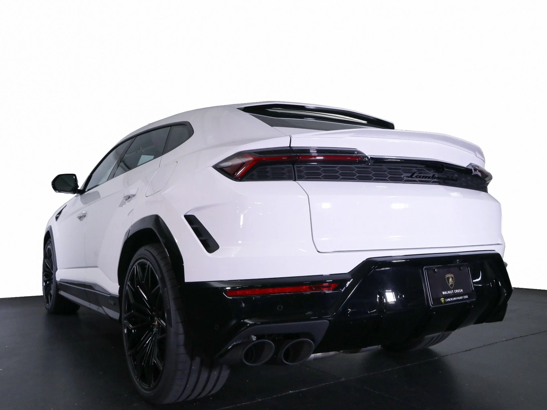 mph007_2731798325_New_2025_Lamborghini_Urus_SE_1760068344_301f223b32