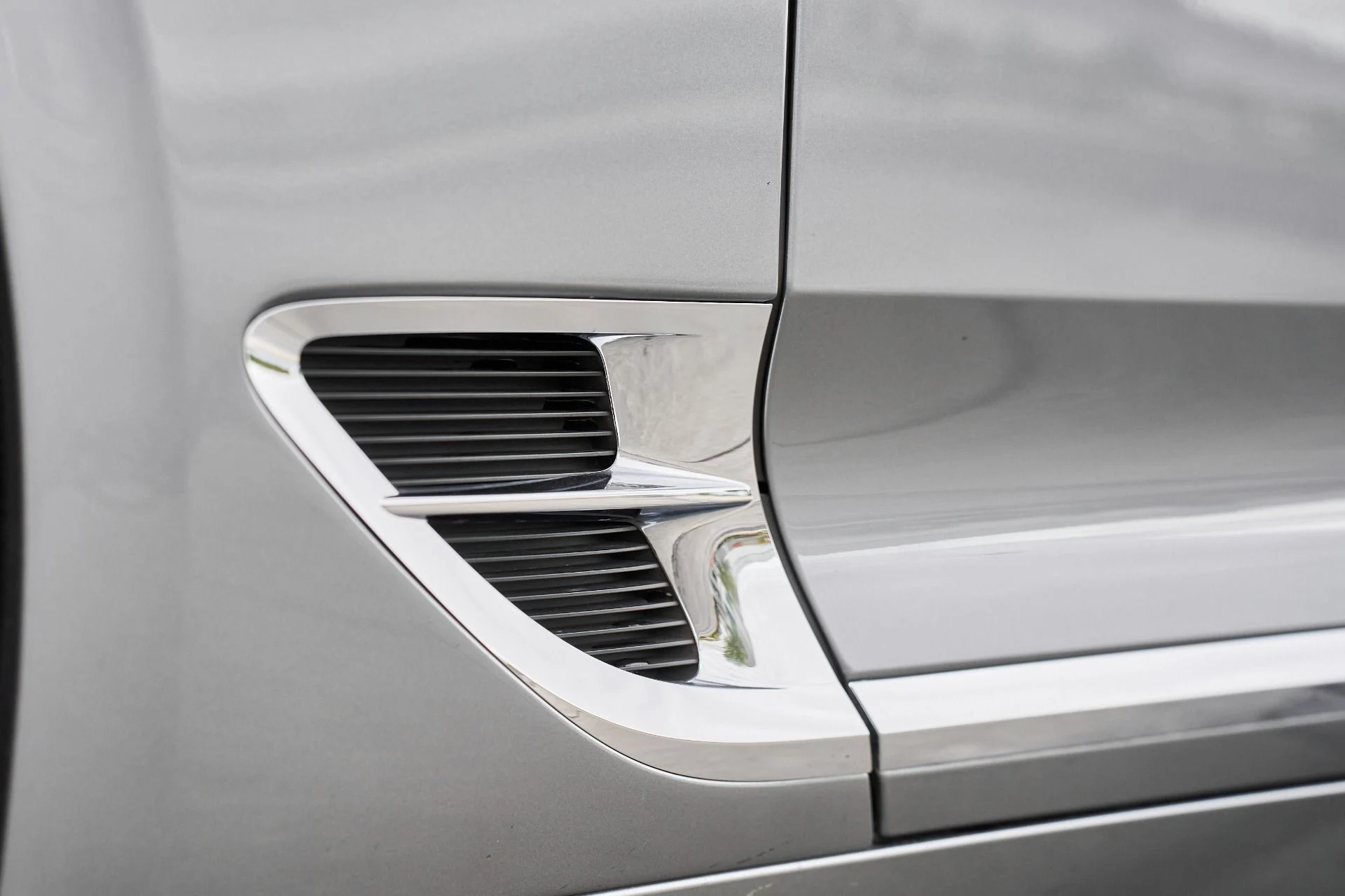 mph007_2735263647_Used_2021_Bentley_Continental_GT_V8_1764018676_ca9737e216