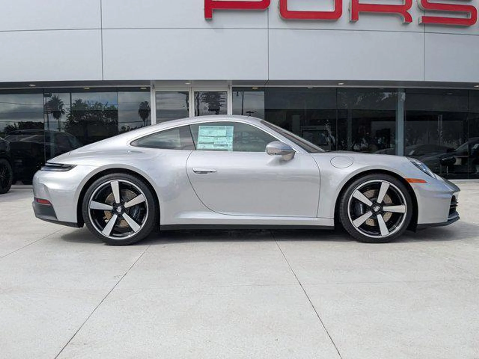 mph007_2748995180_8k_Il_Afz5_oqd_F_Wc_Jt4o9_Pe_Ss5_SQ_10faa44a1a