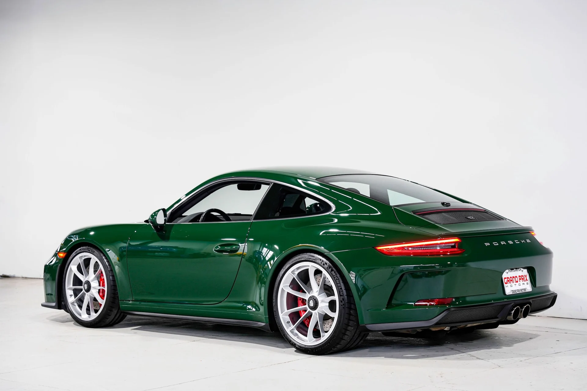 mph007_2758050428_b3cf949e22da89750e3175445b9e0b84x_d1435f36d6