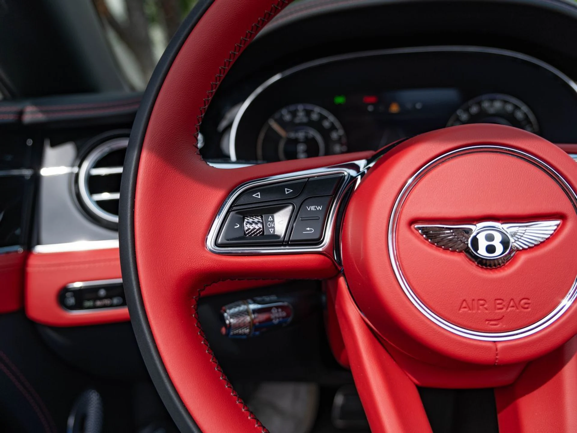 mph007_2758206619_72716dd314cca5230267453ae9f3b91ax_b124da6d37