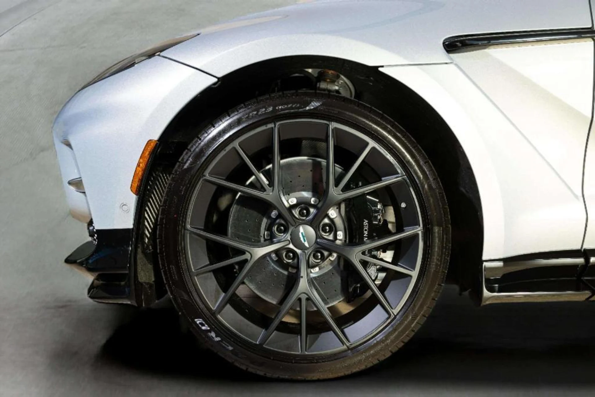 mph007_2767784587_9_X8a9fqhjg0_3fnm9_X8q_MA_1_Trzk_203131d724