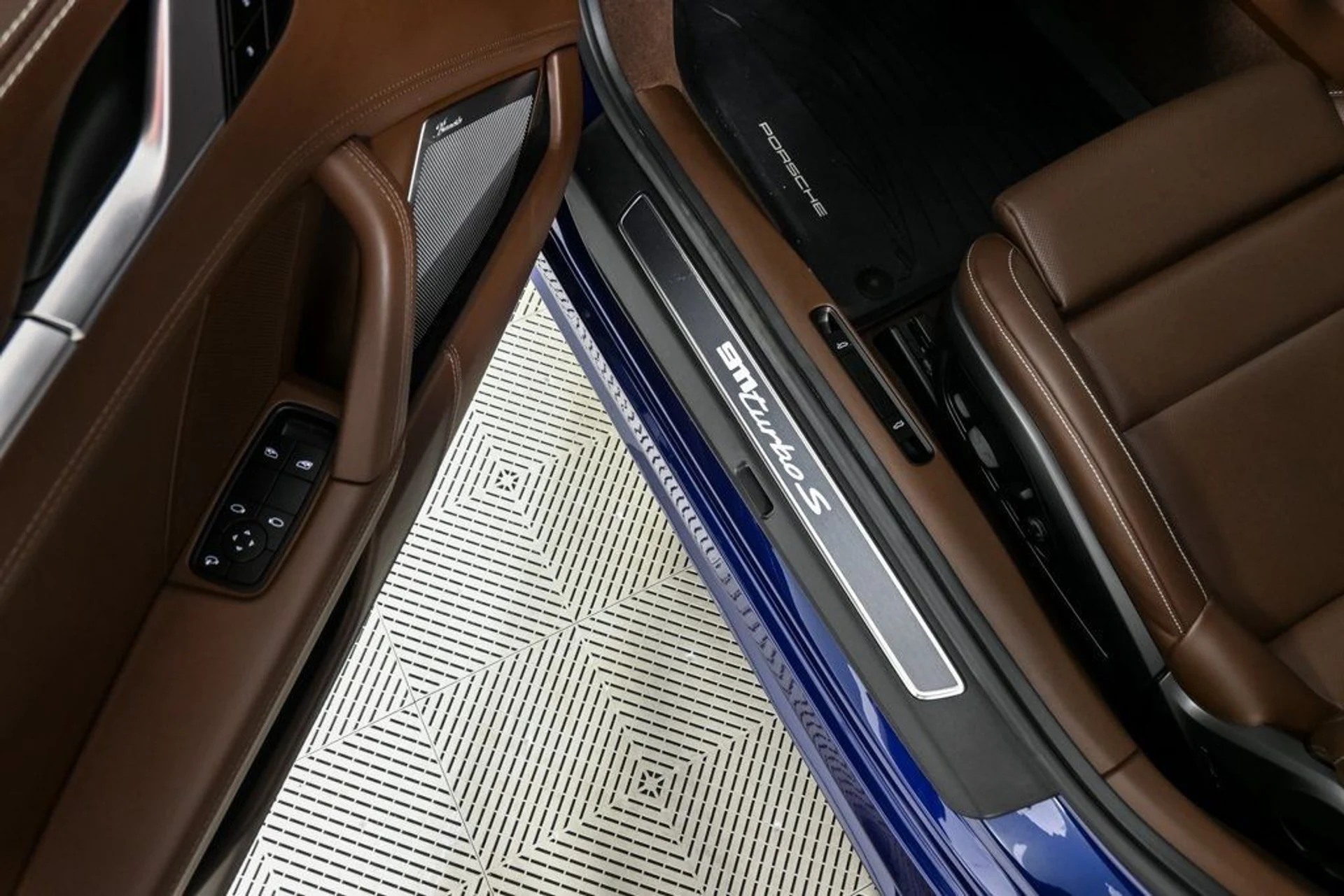 mph007_2767822695_2e1f895014365dc3515f2762a1420a3e_90b877a6e8