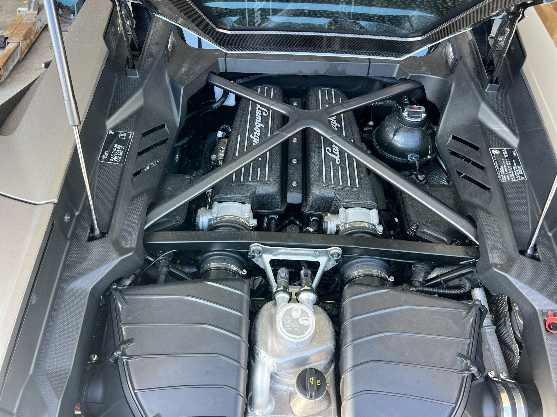 mph007_2768304757_Used_2024_Lamborghini_Huracan_Tecnica_1780130776_da40dfcf6f