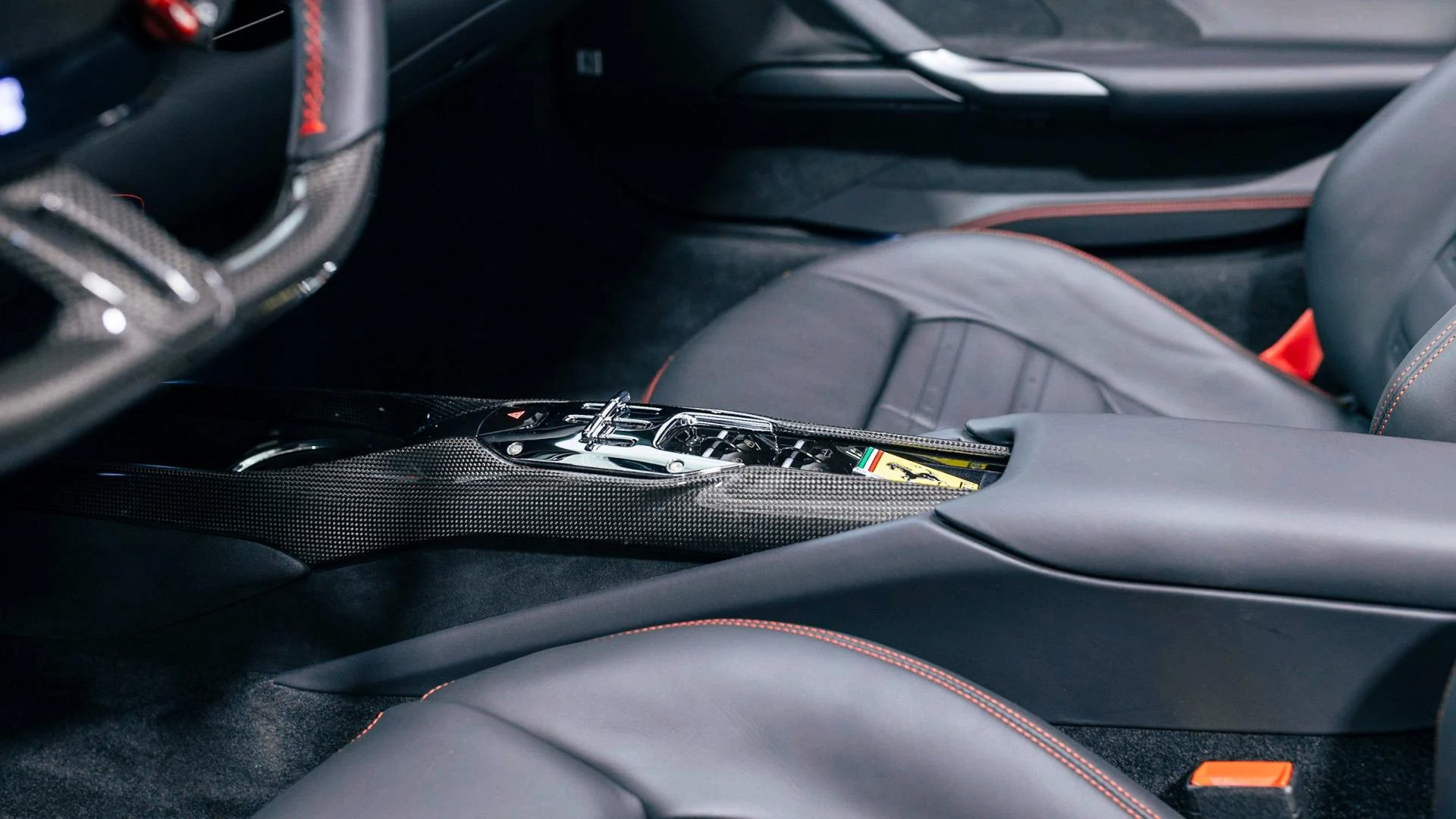mph007_2771143687_Used_2024_Ferrari_296_GTS_Base_1786971096_e2c5099459