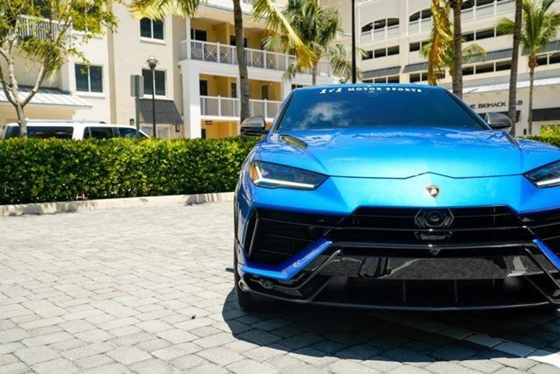 mph007_2774224526_used_2024_lamborghini_urus_performanteawd_14354_22887761_8_640_b4d9b407ec