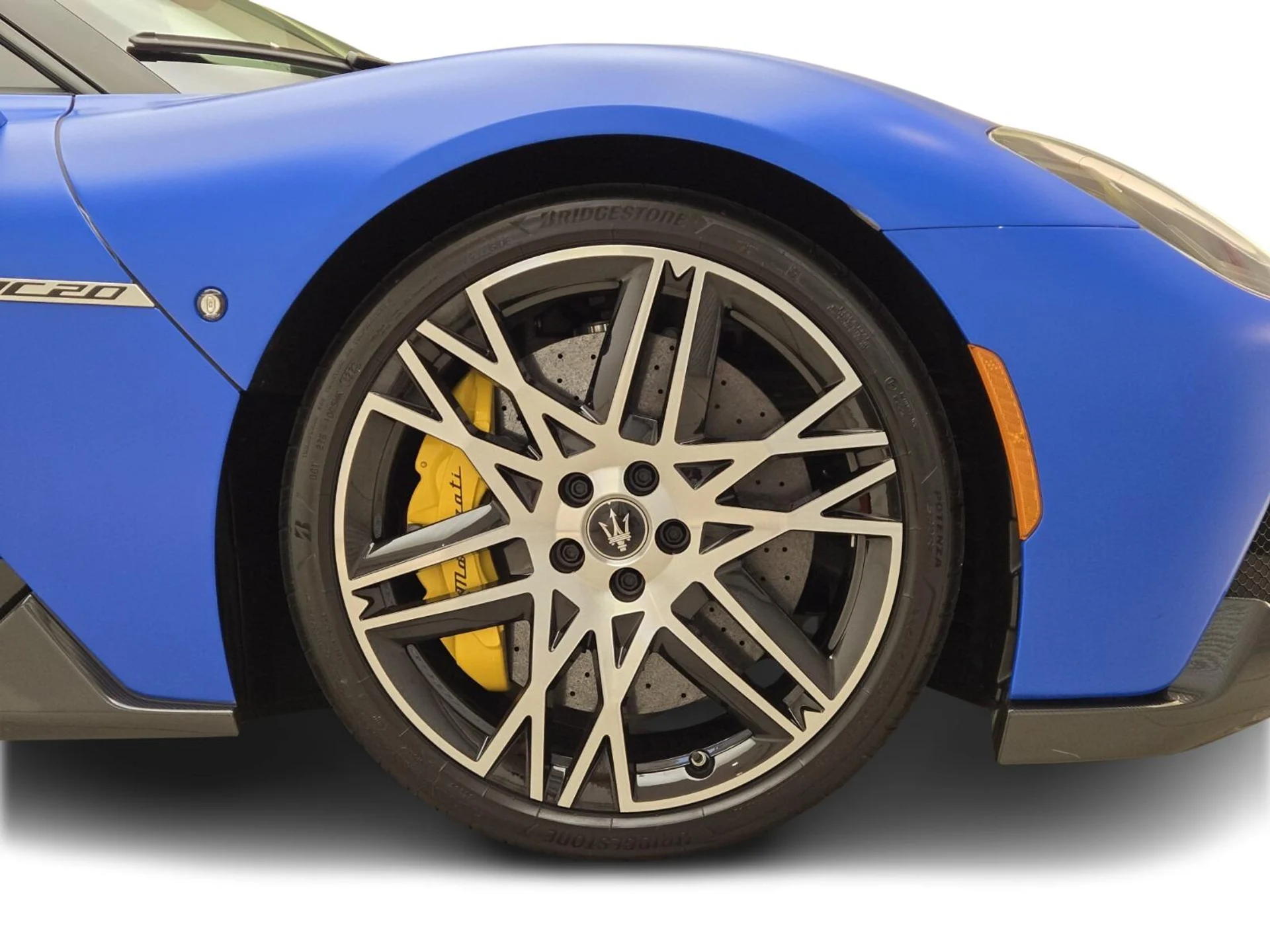 mph007_2781219213_Used_2023_Maserati_MC_20_1765004030_2efa3490f9