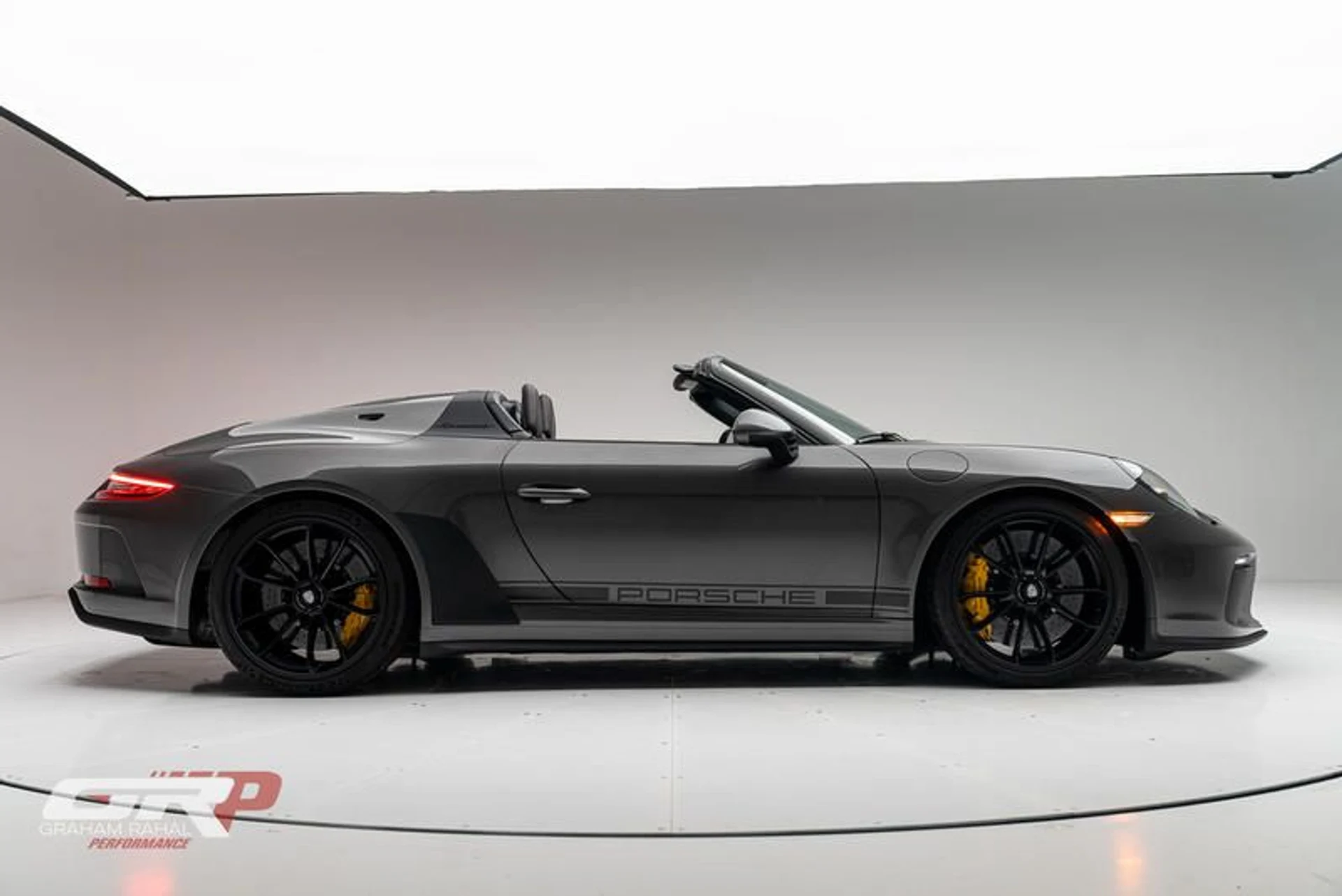 mph007_2788777371_81987_A6_D_B712_4478_A23_C_F63_CA_66_D9_D5_E_d8da30f34c