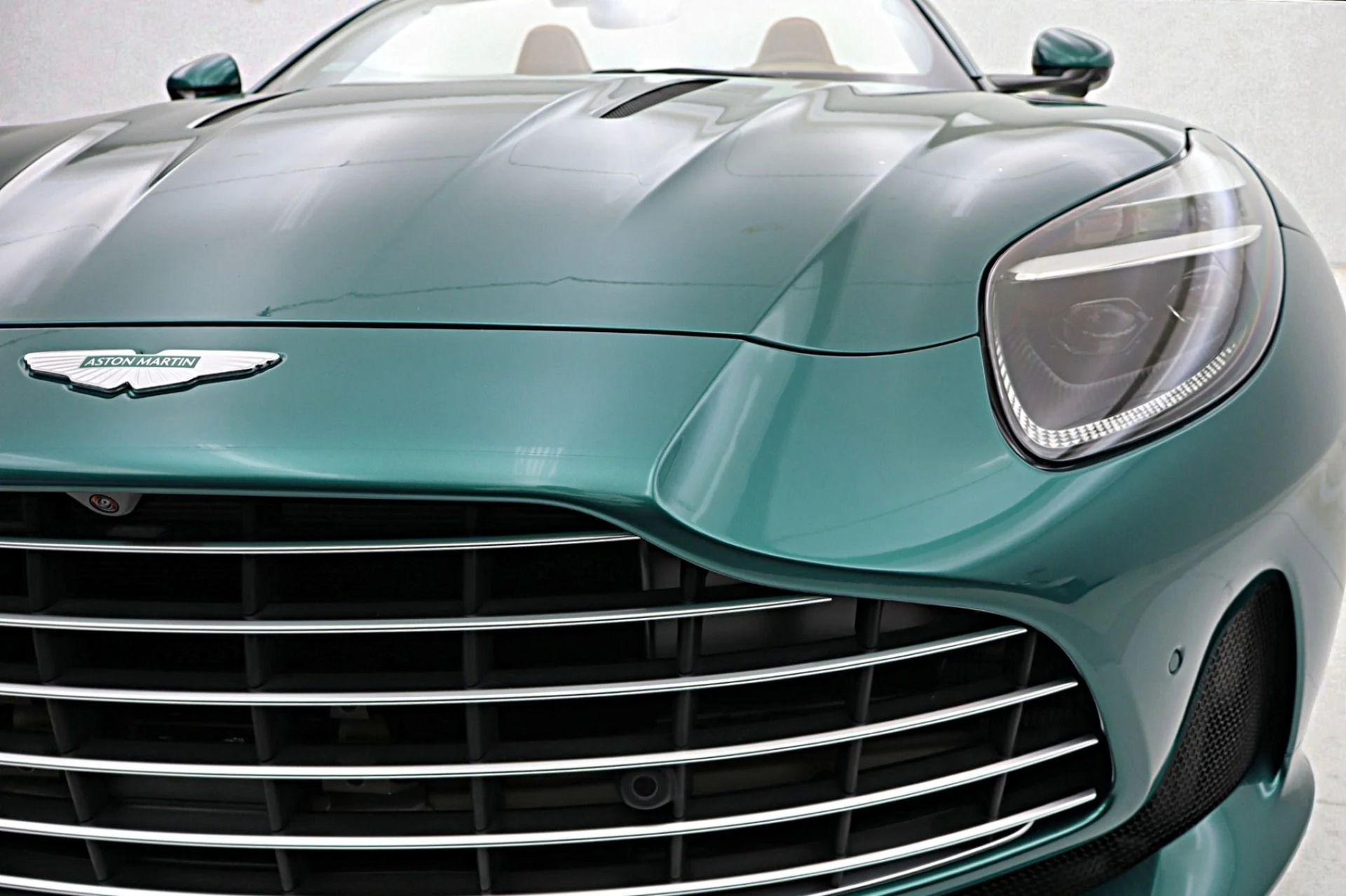 mph007_2800692479_New_2026_Aston_Martin_DB_12_Volante_45584640d8