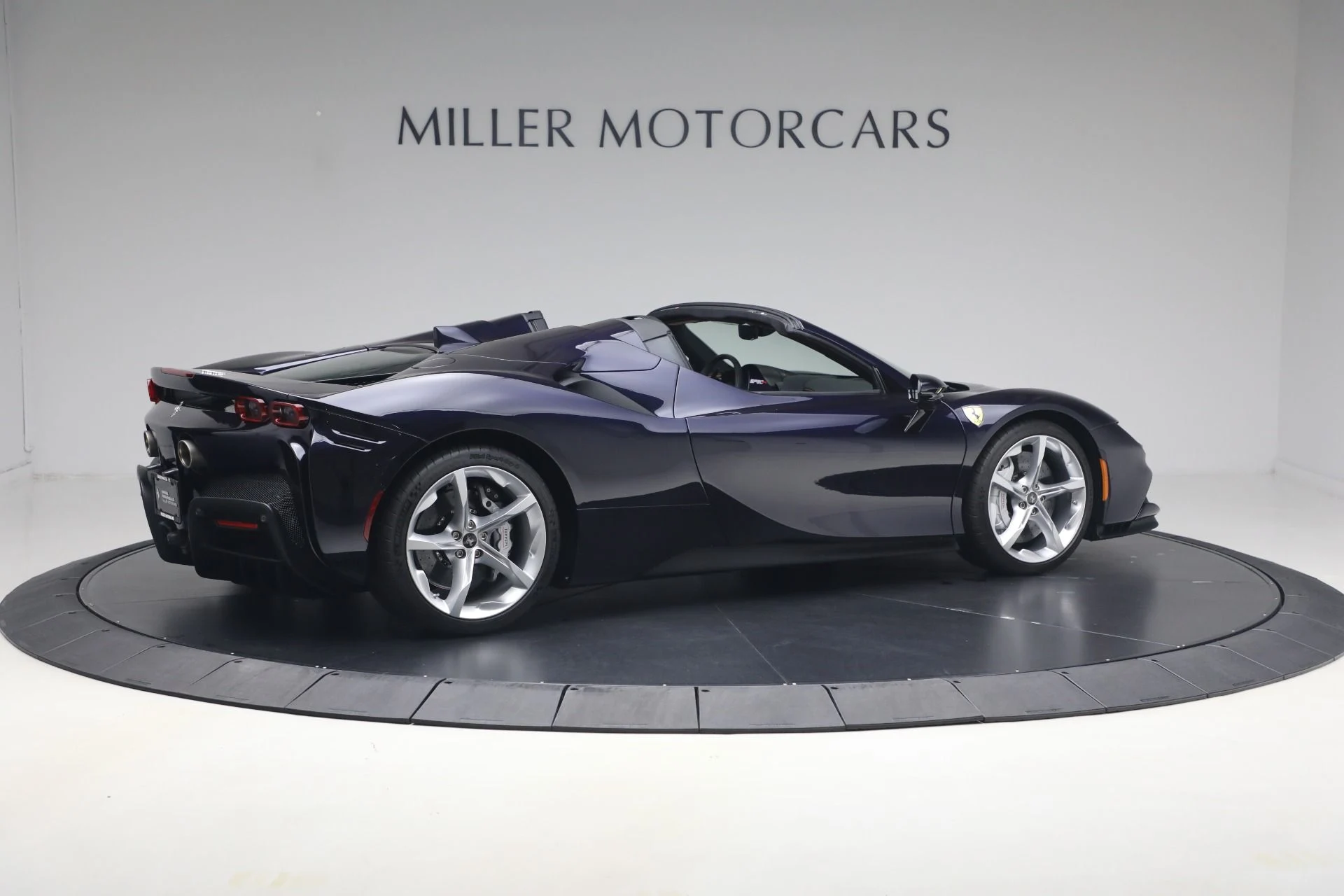 mph007_2806537142_Used_2024_Ferrari_SF_90_Spider_1781812304_9468c18bec