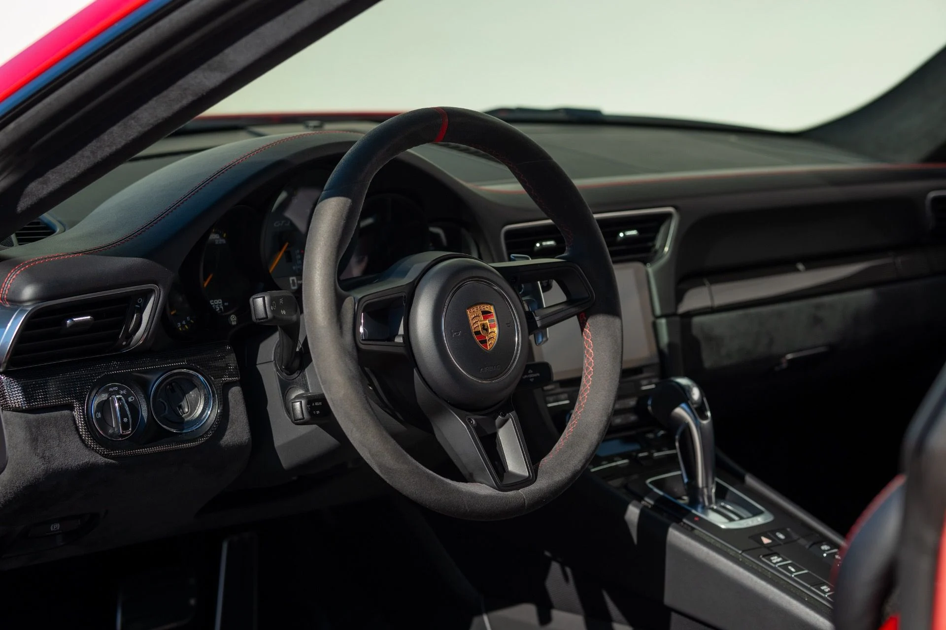 mph007_2815754018_Used_2018_Porsche_911_GT_3_1755032810_e2a8625c45