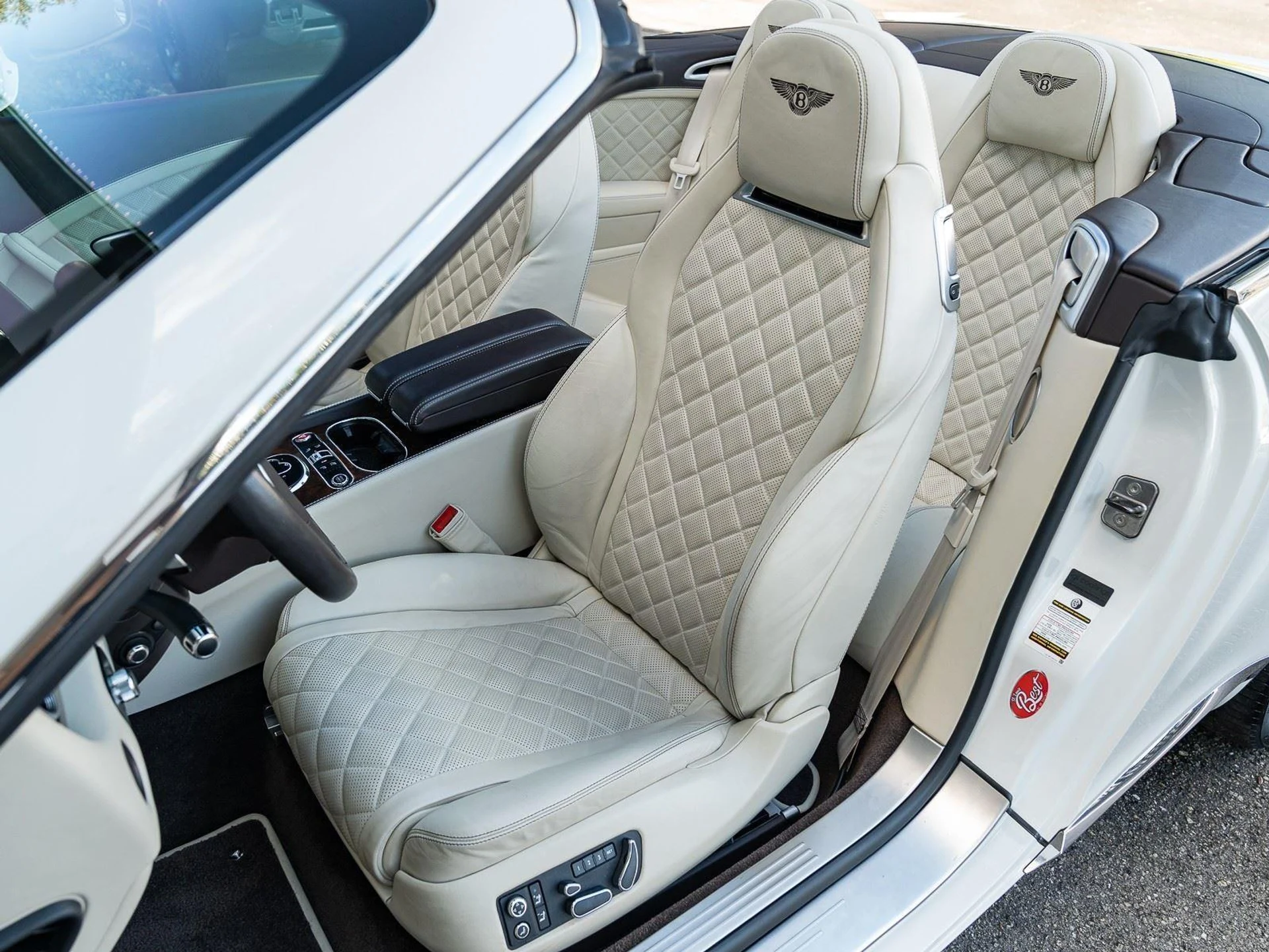 mph007_2822408501_Used_2018_Bentley_Continental_GT_1767952840_48affb41be