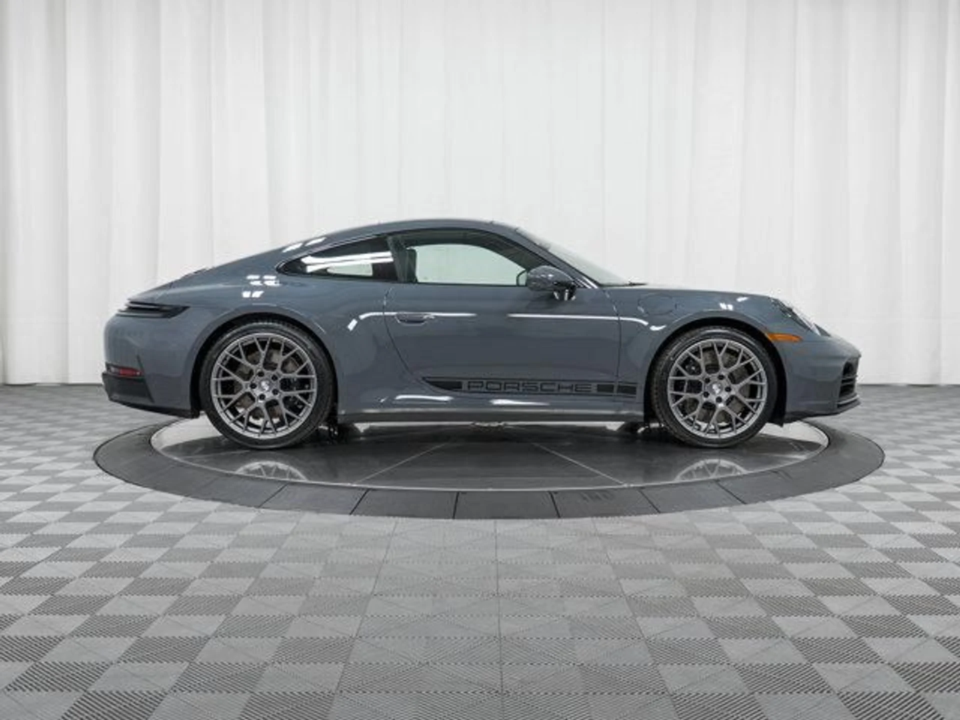 mph007_2828122601_2r_Kq01w_T_uq2_i_Cb_YZ_i_PRIYF_04_d8440adefc