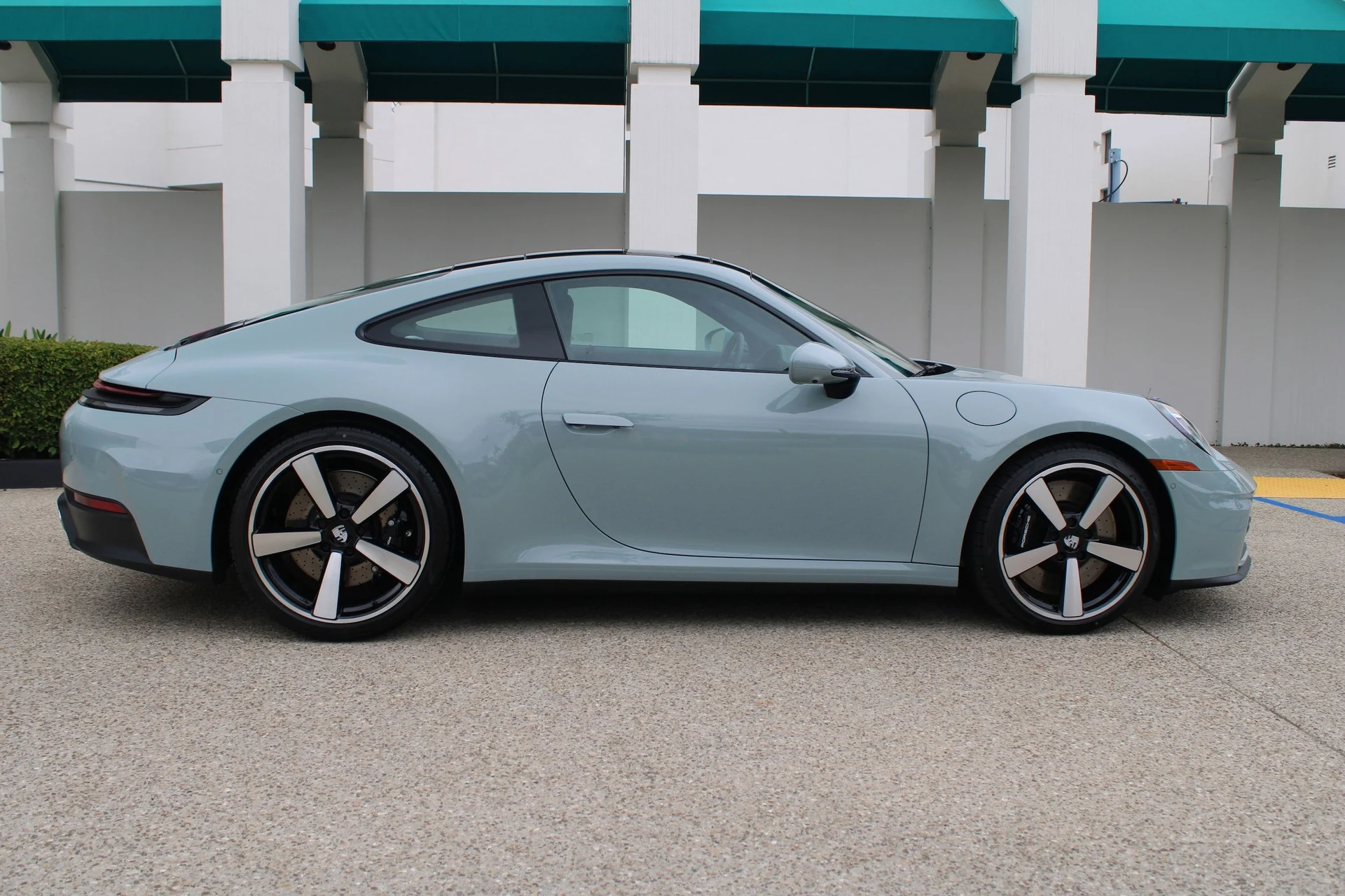 mph007_2831538680_6597ea7af94bc5fba1e6f5270b460083x_3028a3d067