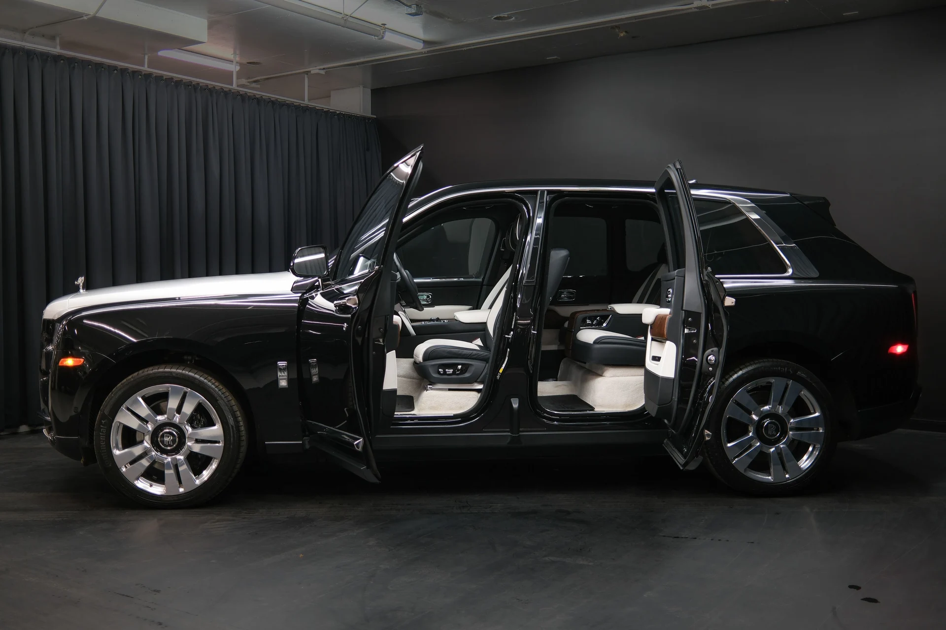 mph007_2834024433_1740119b_4f80_4c4b_8871_c7f45023ffb2_728b4cf440