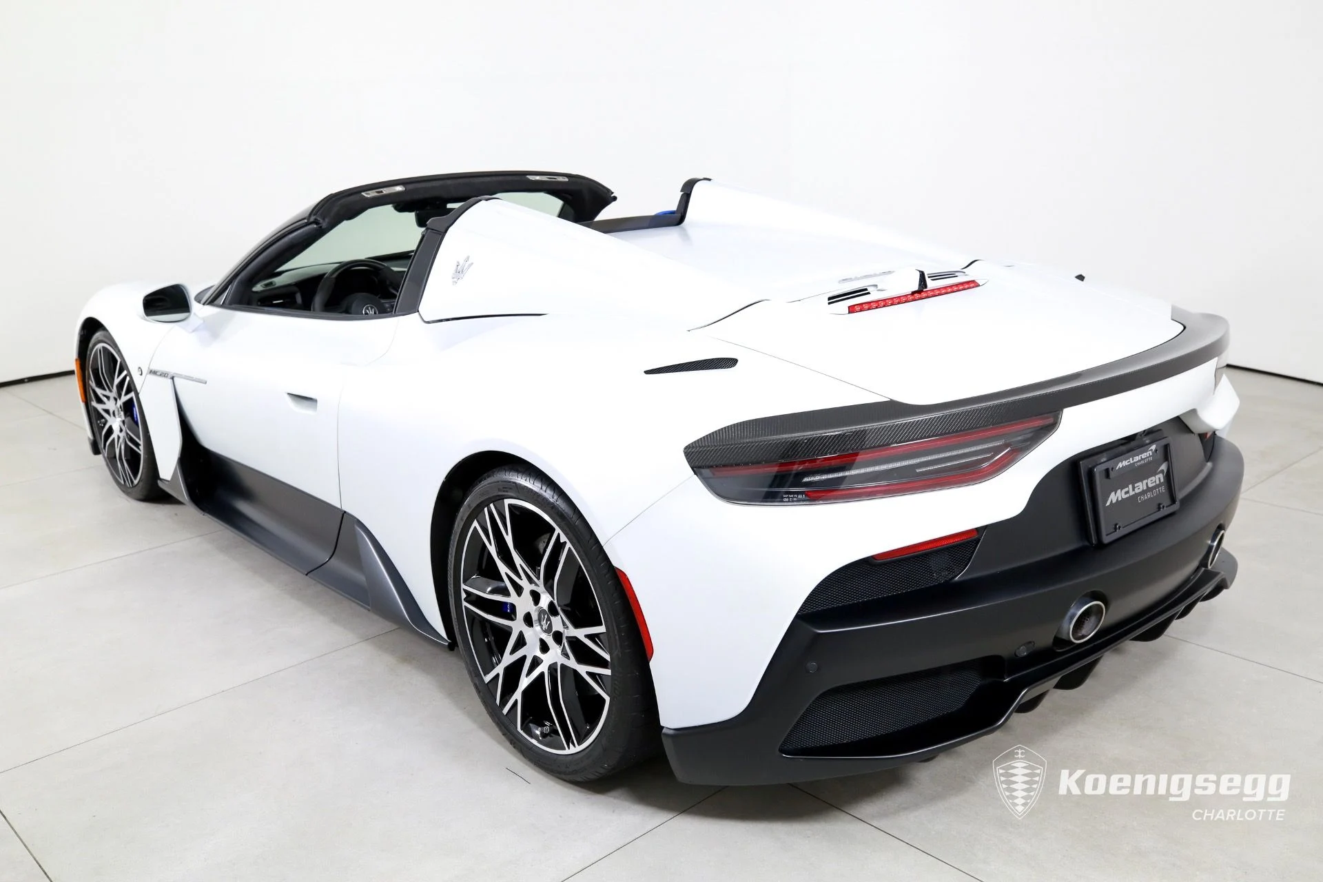 mph007_2839595582_Used_2023_Maserati_MC_20_Cielo_1761055156_699de6fb25