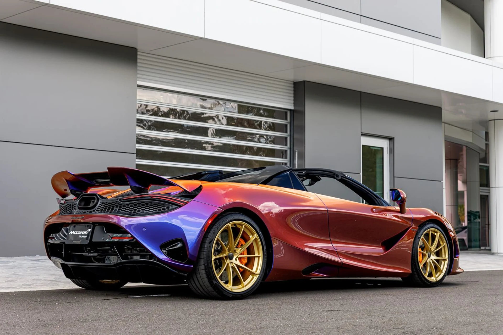 mph007_2842311595_Used_2025_Mc_Laren_750_S_Spider_68108004c8