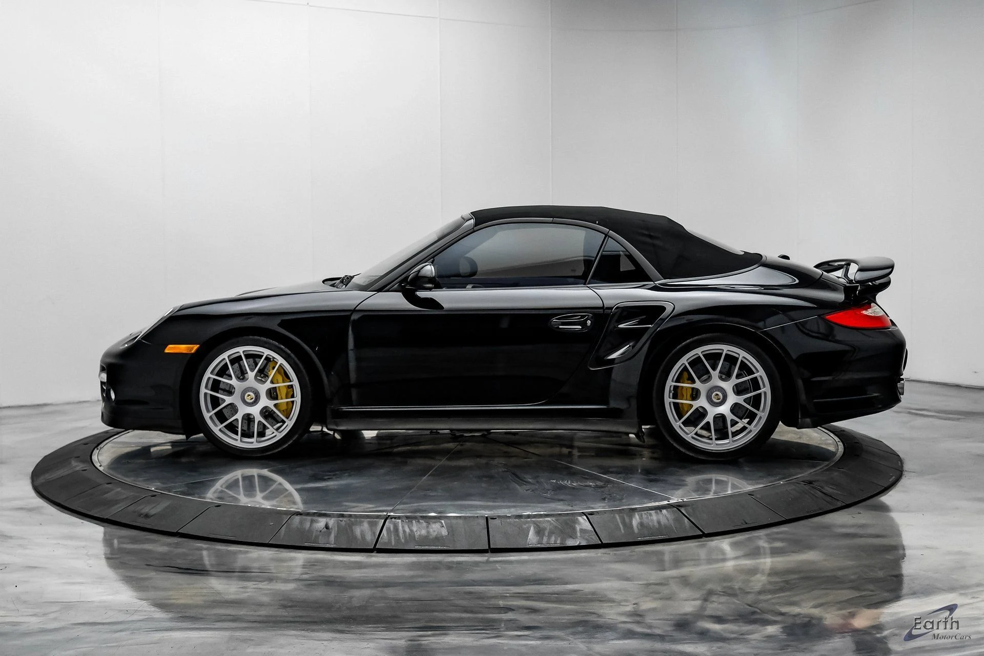 mph007_2844045440_e89017f31f5d015e126c8995aa363a76x_0442ee30ff