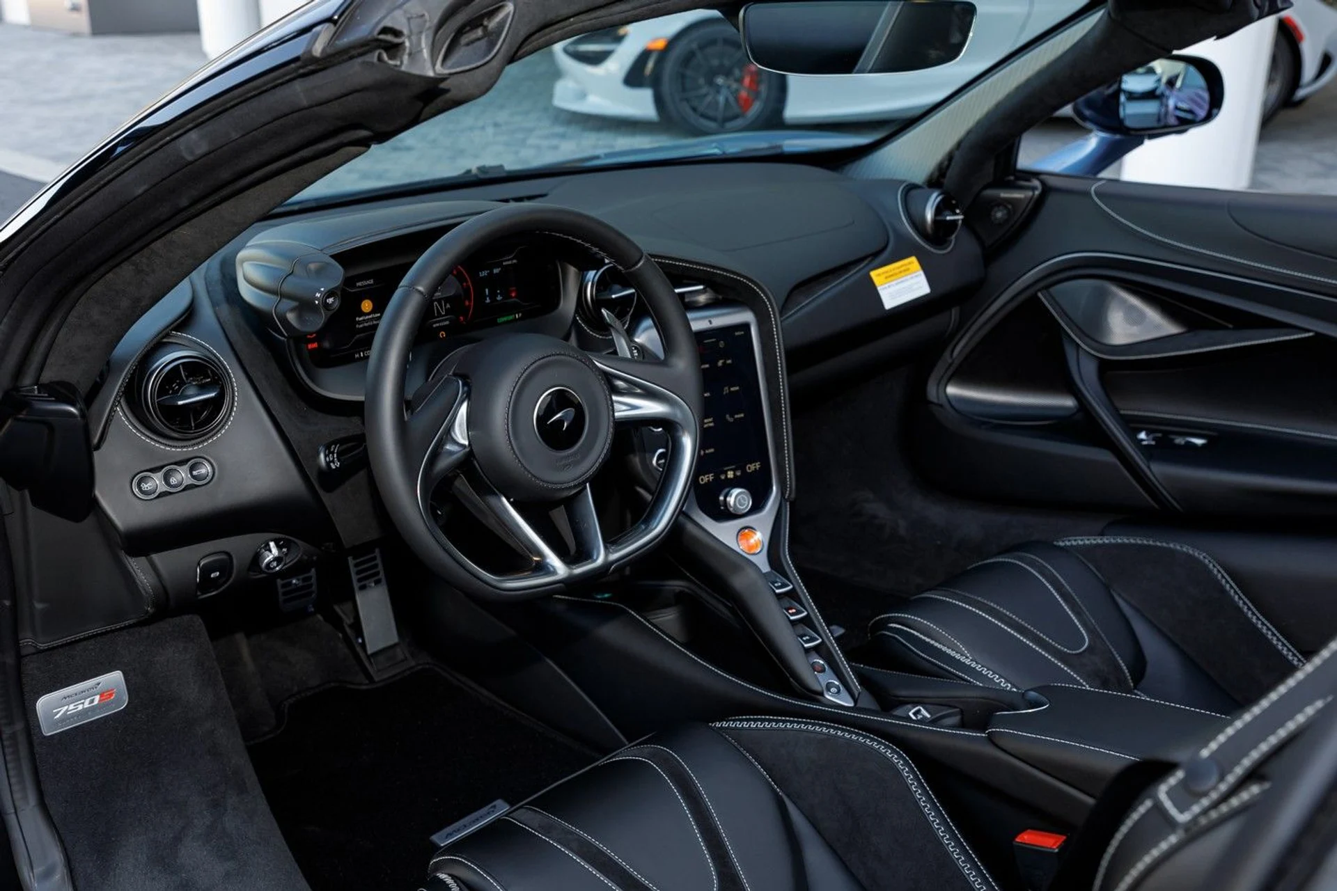 mph007_2845307094_650_p8_l_de2dfe964b