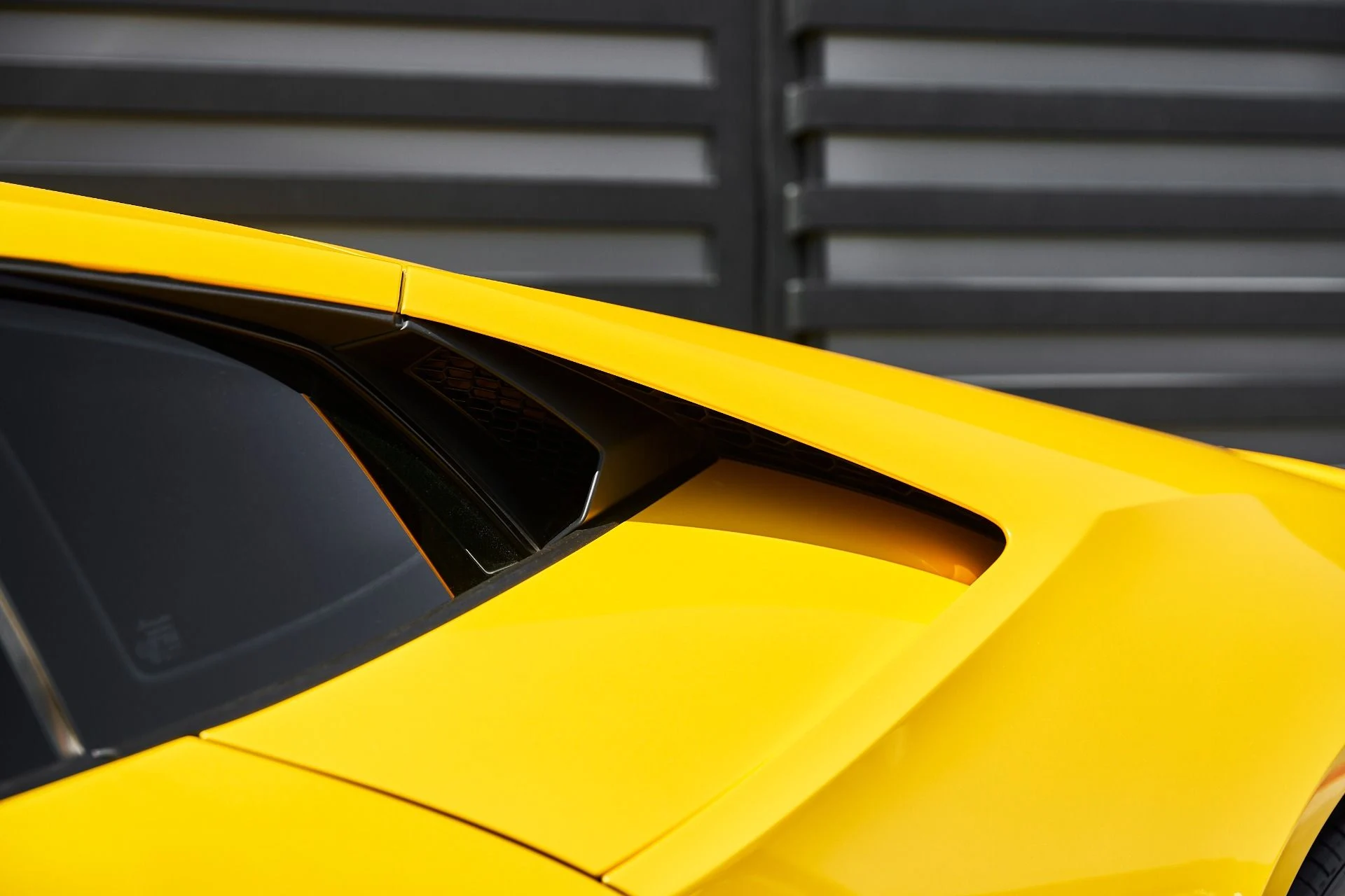 mph007_2847349047_Used_2017_Lamborghini_Huracan_1786046225_06cde8c27d