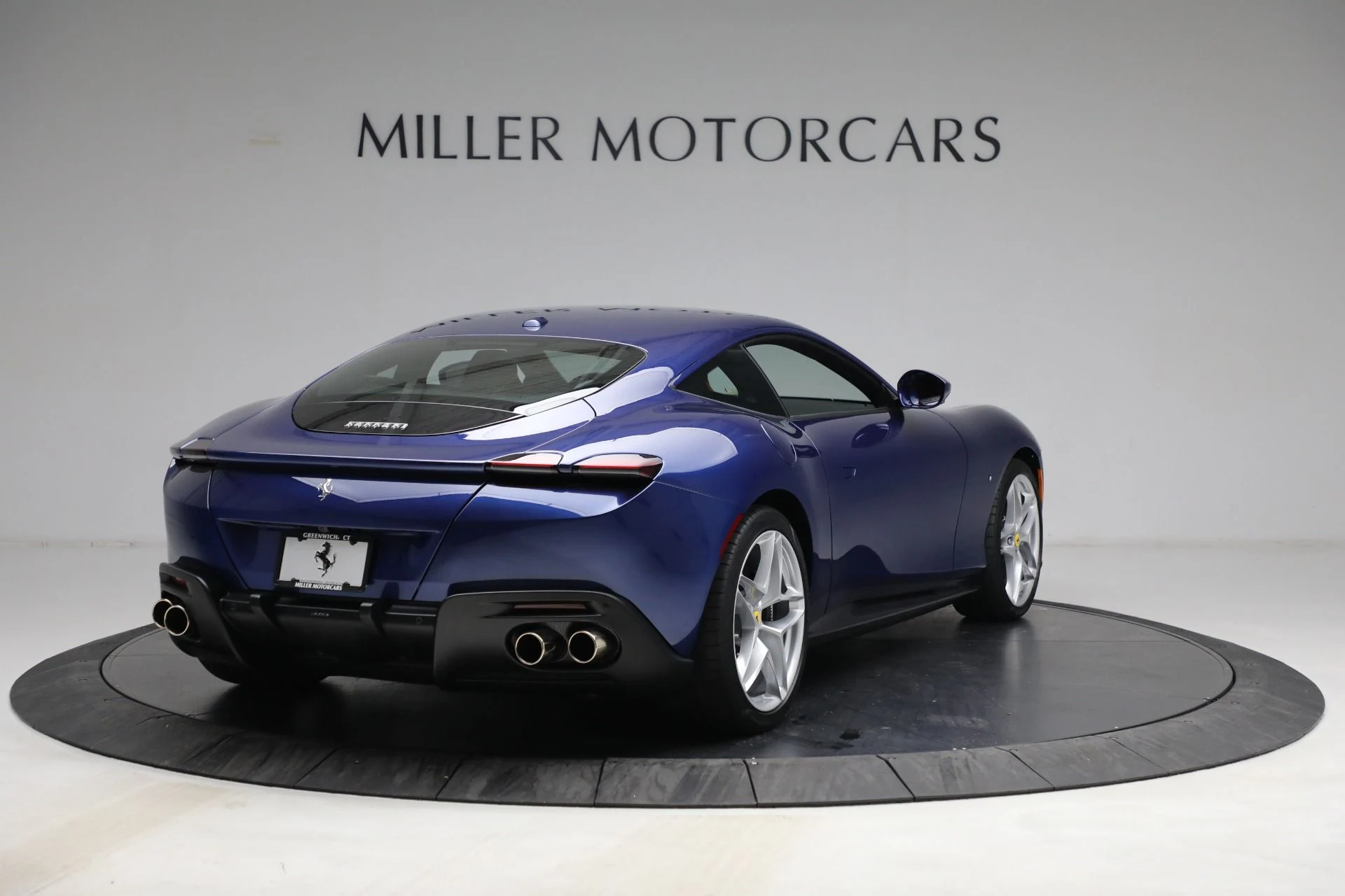 mph007_2856496447_Used_2021_Ferrari_Roma_b44c568b63