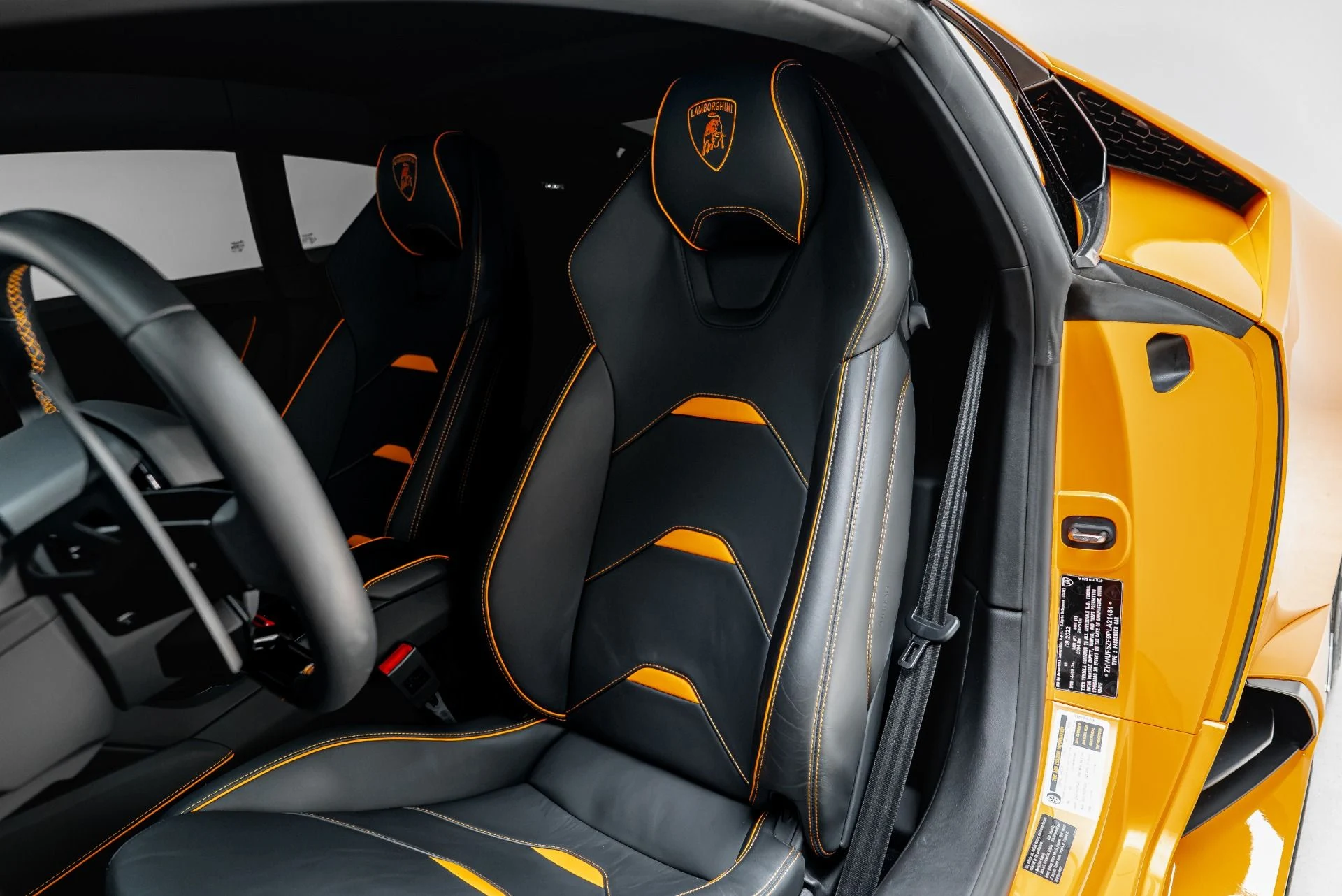 mph007_2874522345_Used_2023_Lamborghini_Huracan_EVO_RWD_1783715395_e60d49713f