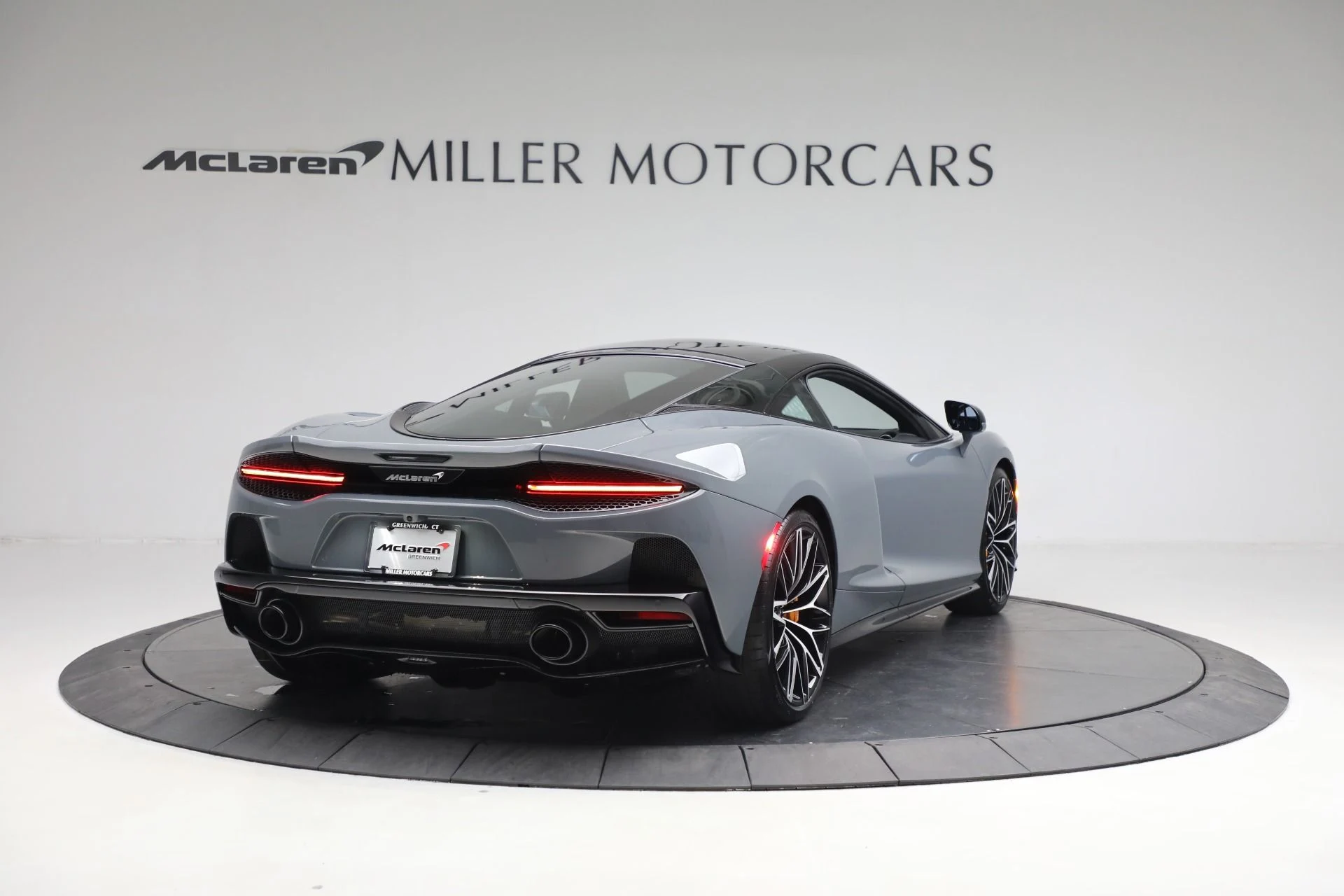 mph007_2876806260_Used_2023_Mc_Laren_GT_Luxe_7306dfc925