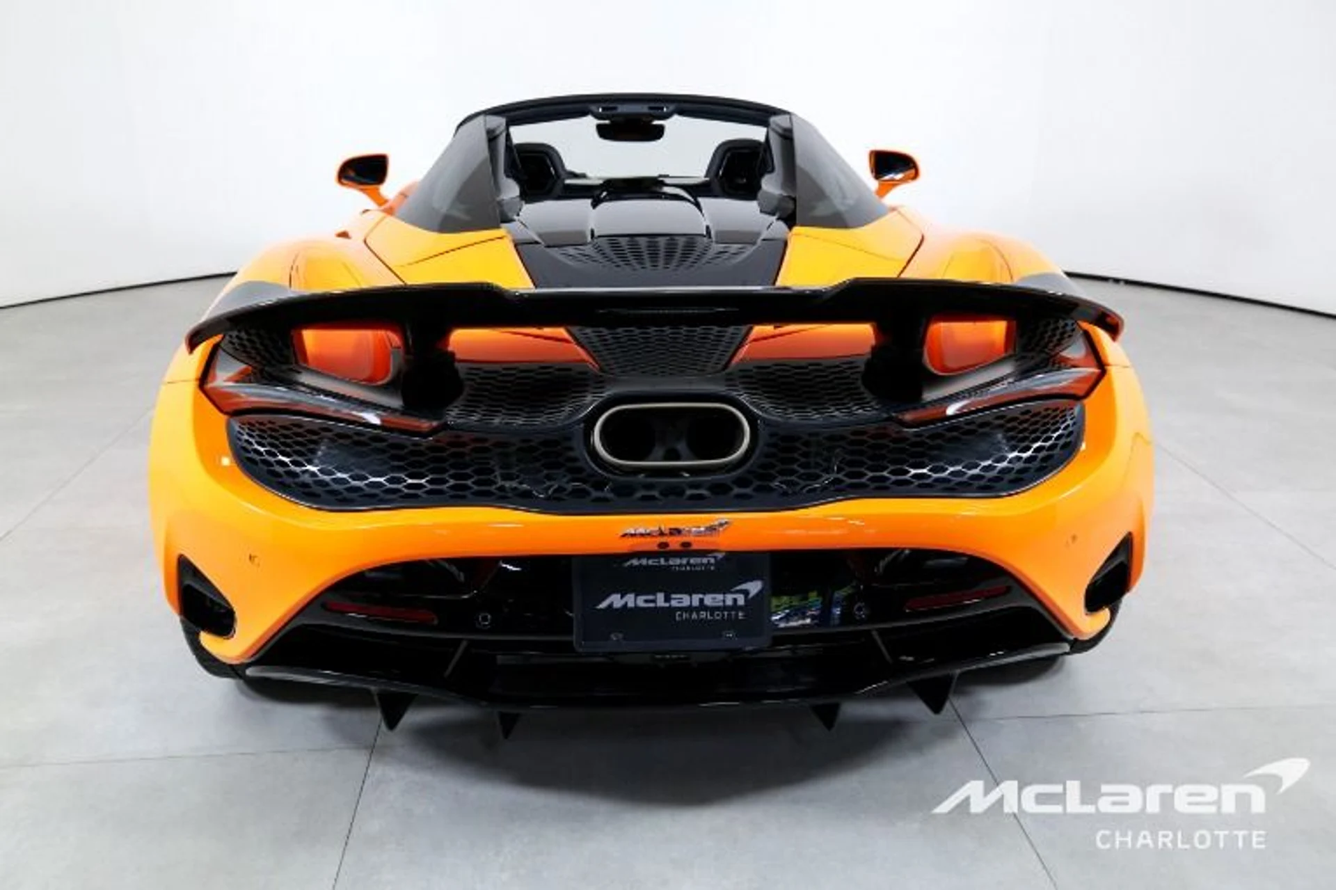 mph007_2877200487_Used_2026_Mc_Laren_750_S_Spider_153004a043