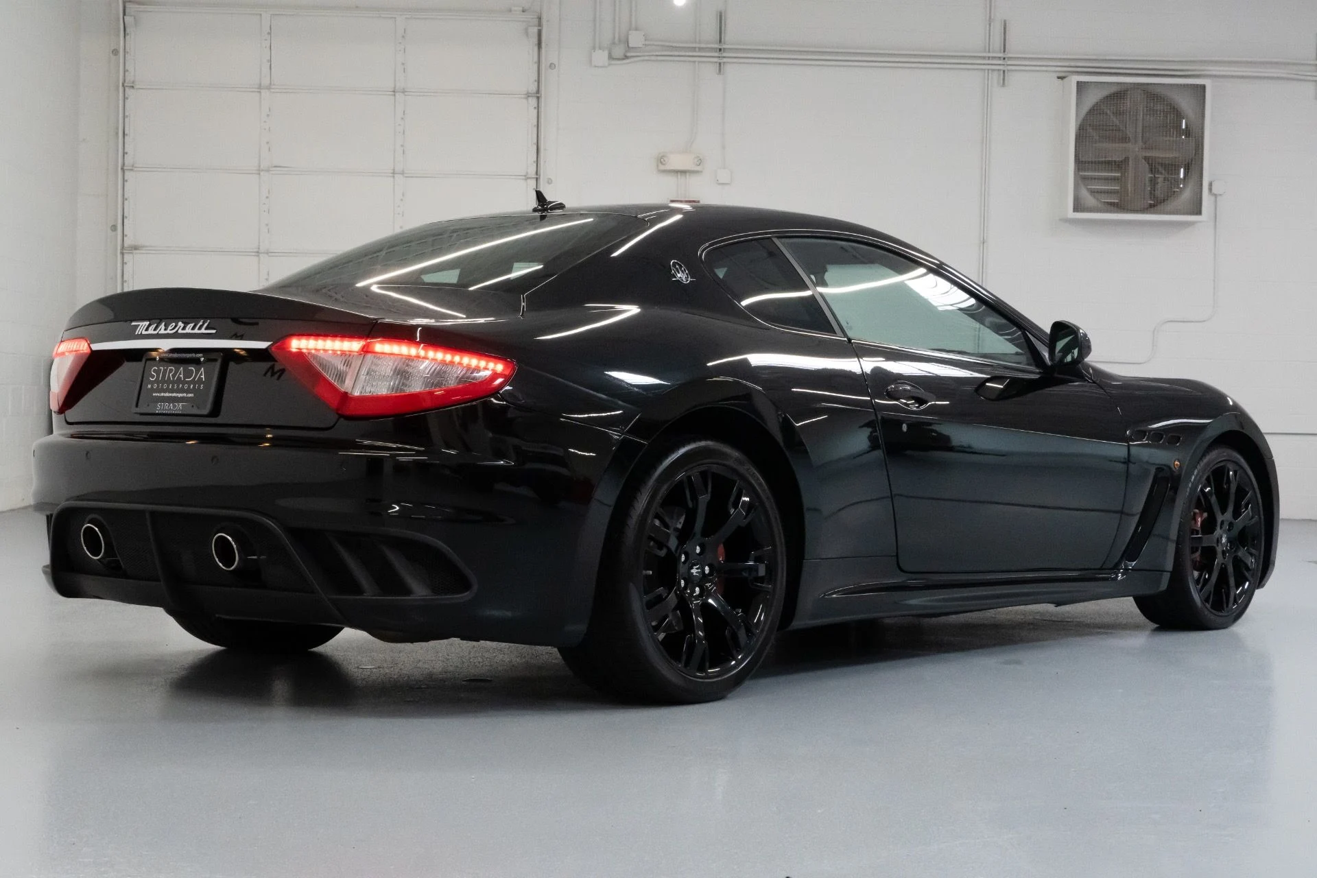 mph007_2882483738_Used_2012_Maserati_Gran_Turismo_MC_1692739987_185a276276