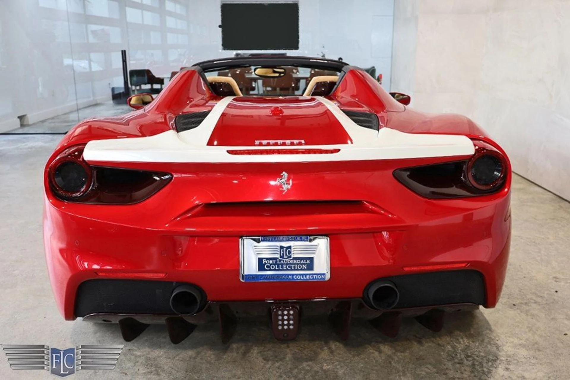 mph007_2883663889_used_2019_ferrari_488_spider_convertible_9689_22929028_8_1024_8d6b089e30