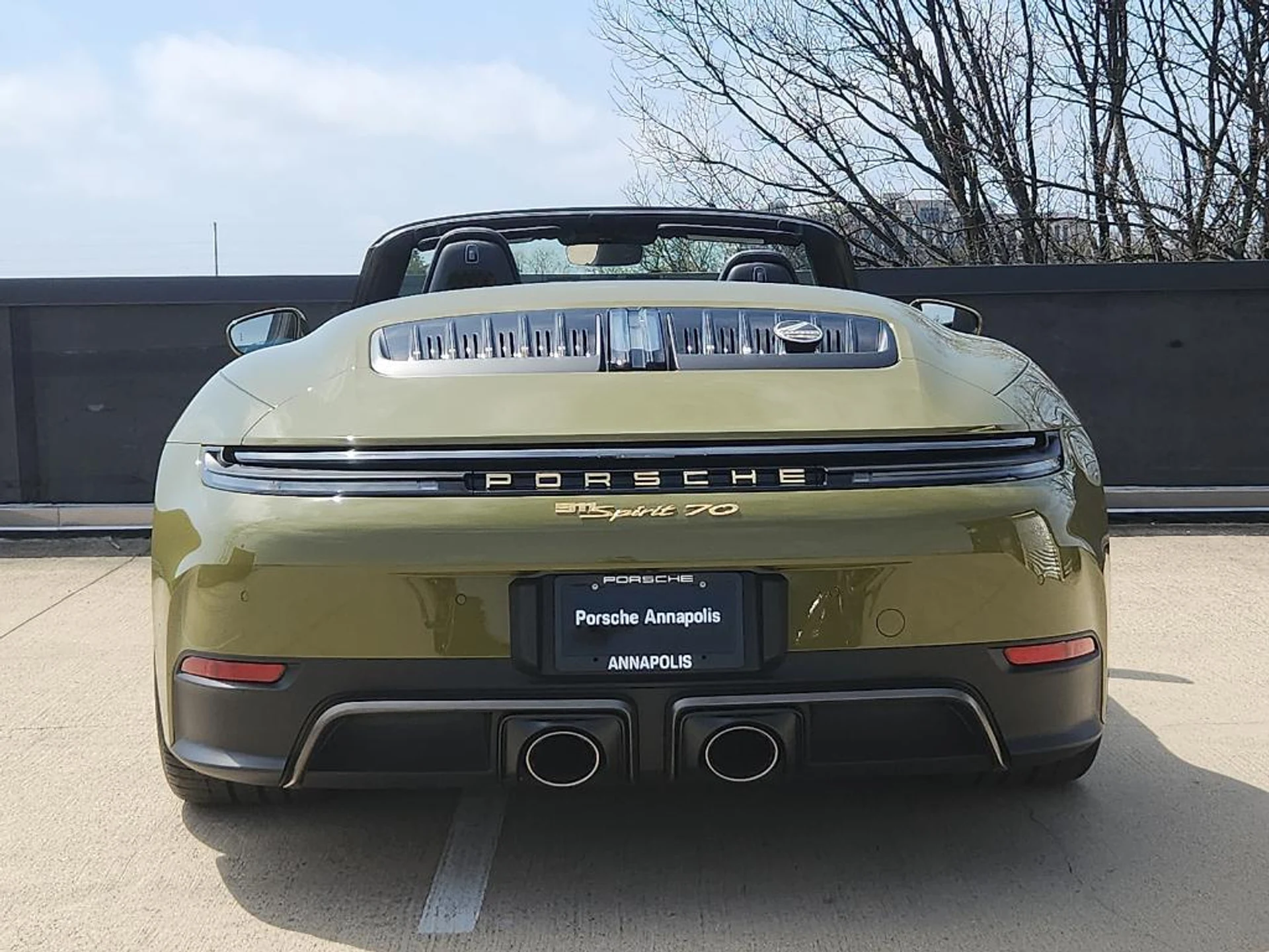 mph007_2885250186_q2_LB_Ems_Jil_Ap_C_Bfu_Oe_U_8jvjor_Q_f1c849b22a