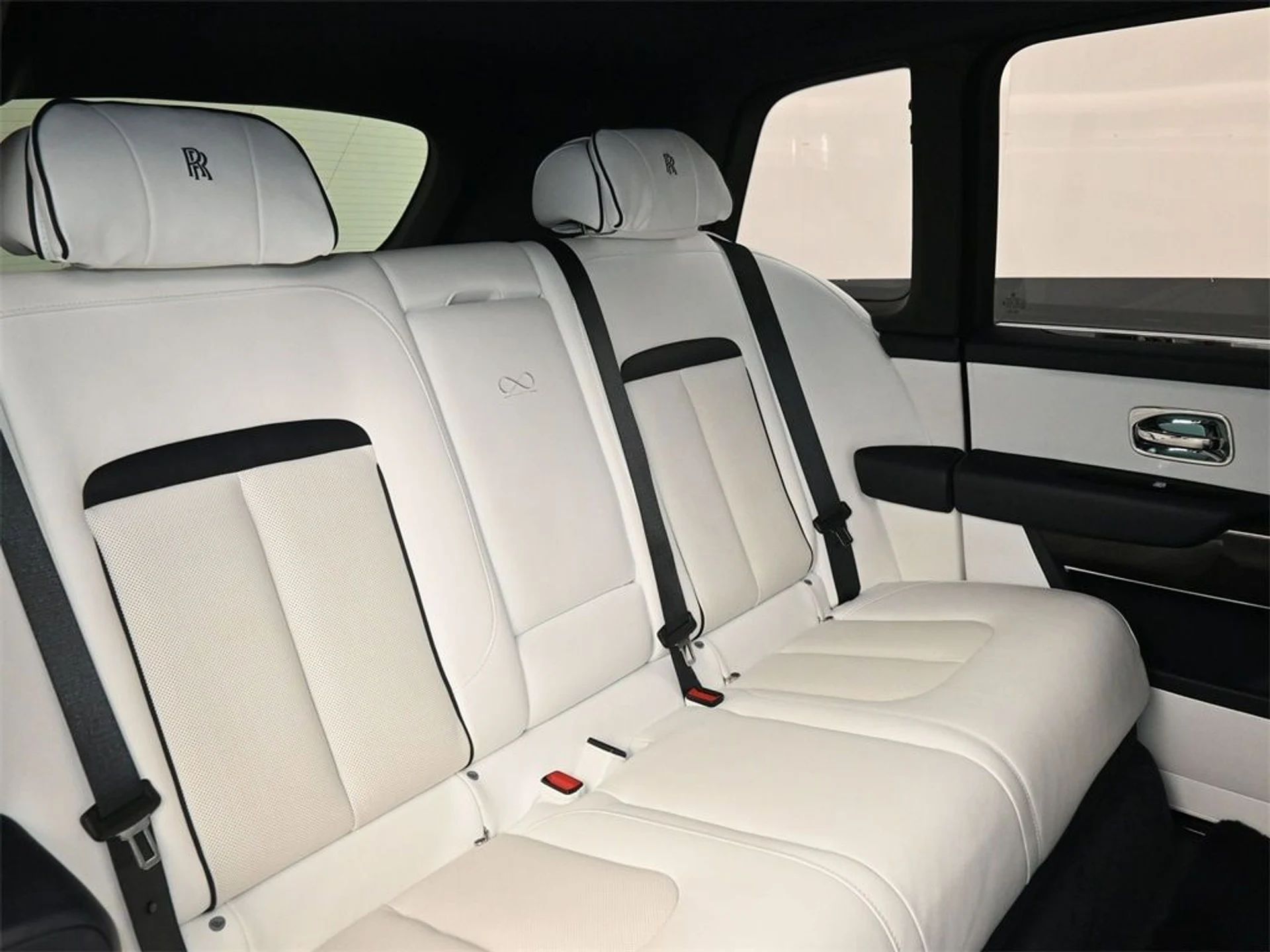 mph007_2888276710_29a30dcaf5fe8e3eaf59e76b38c5ff0cx_65d01900e4