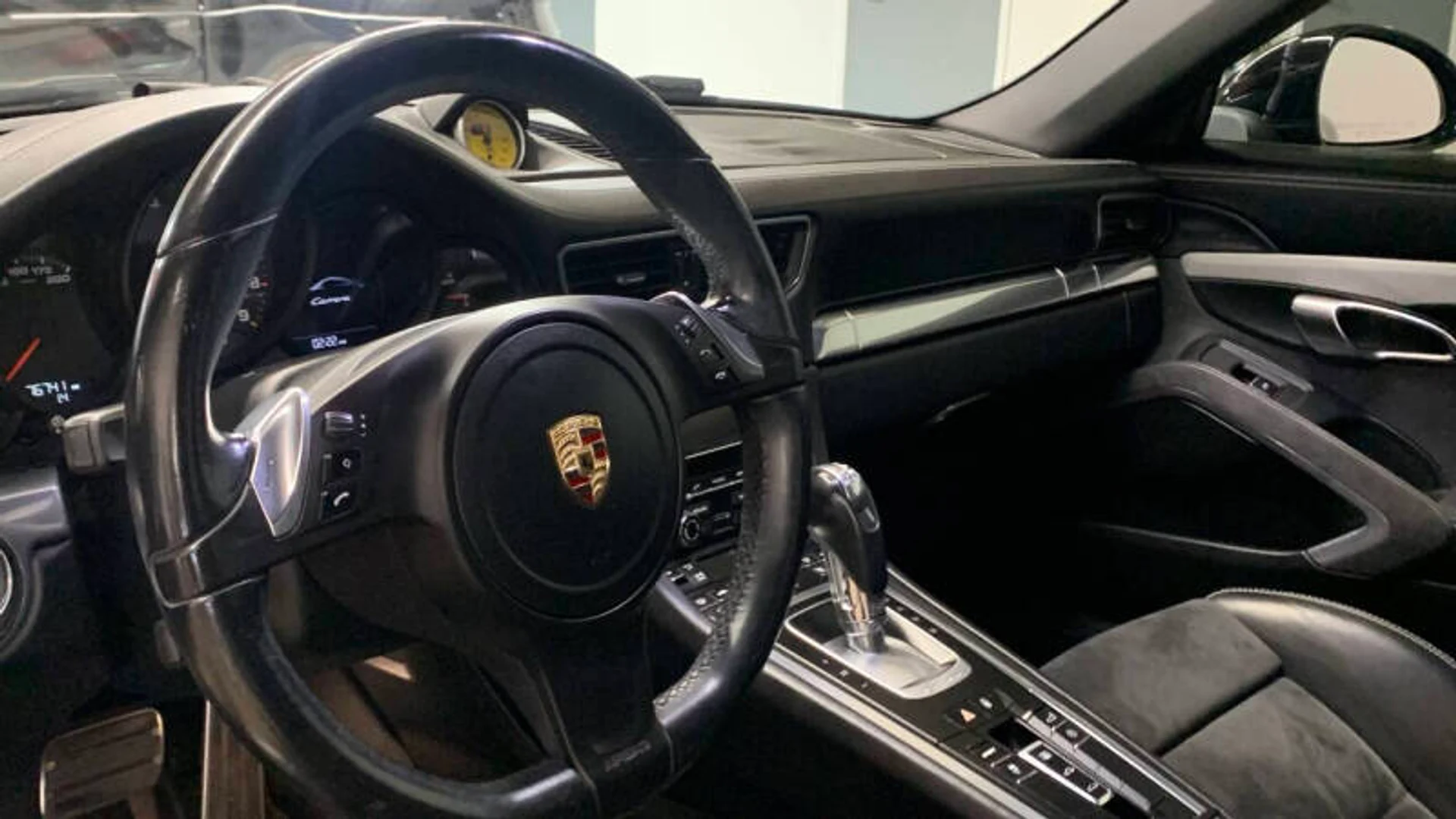 mph007_2896116663_2014_porsche_911_carrera_2dr_coupe_954c7d17eb