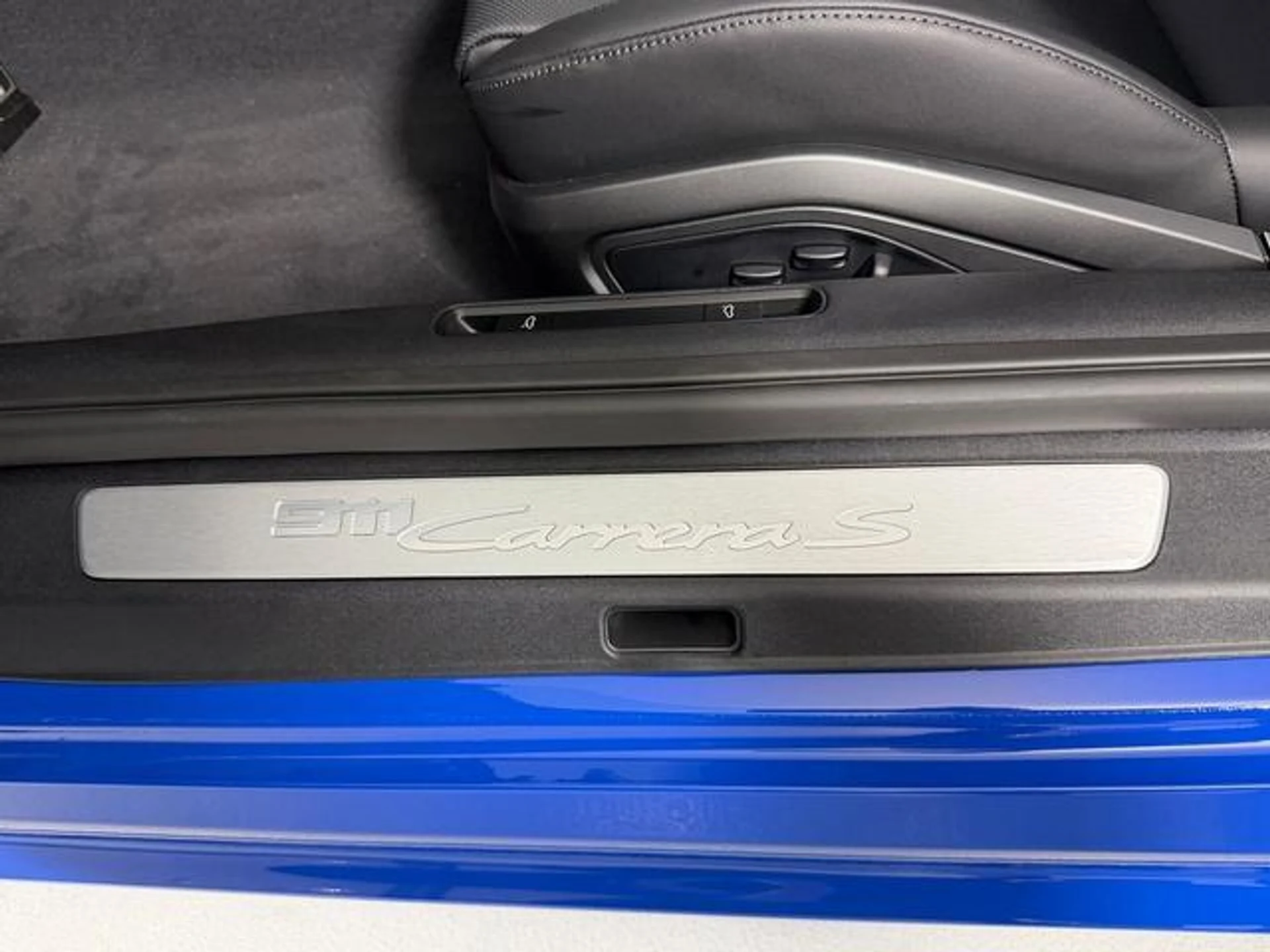 mph007_2898770632_l_C_O_Ulg_H_gqs_Ak_ss_Oi_W1_lf_Uk_8de7404e56