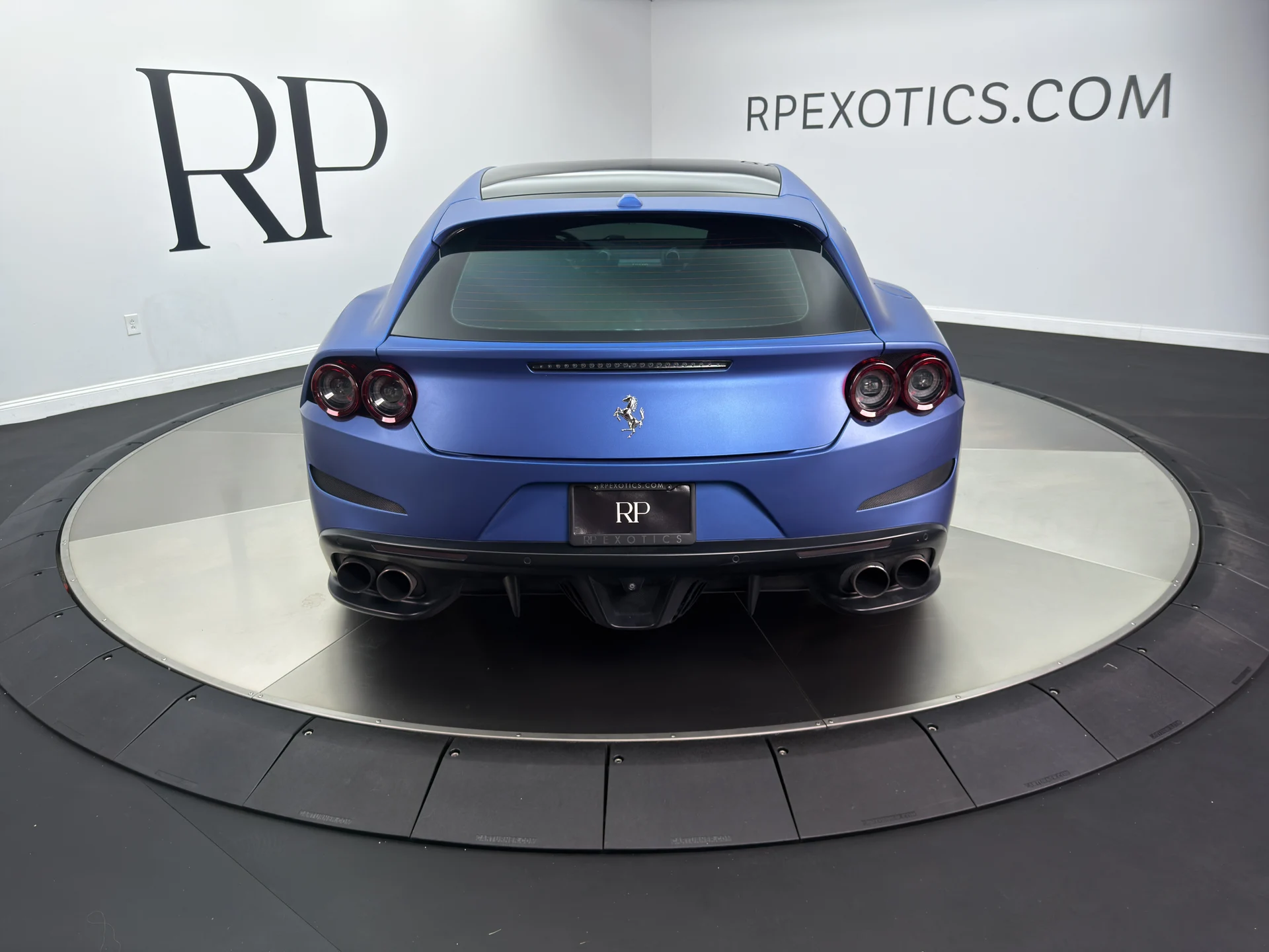 mph007_2915411483_RC_009_exterior_004_e68a2b3f62