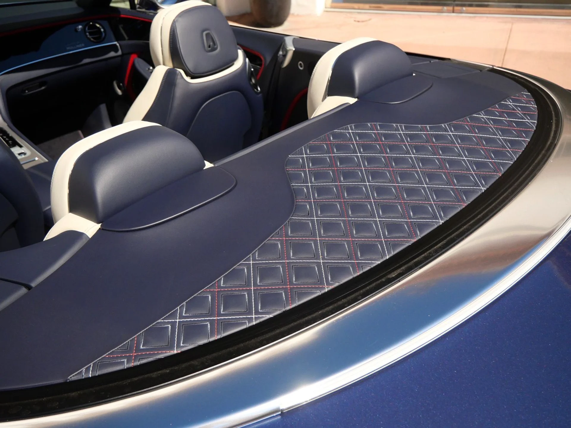 mph007_2916141664_b2e4c196e57b0644ab4116ac5ecdae9bx_c37215cb3d