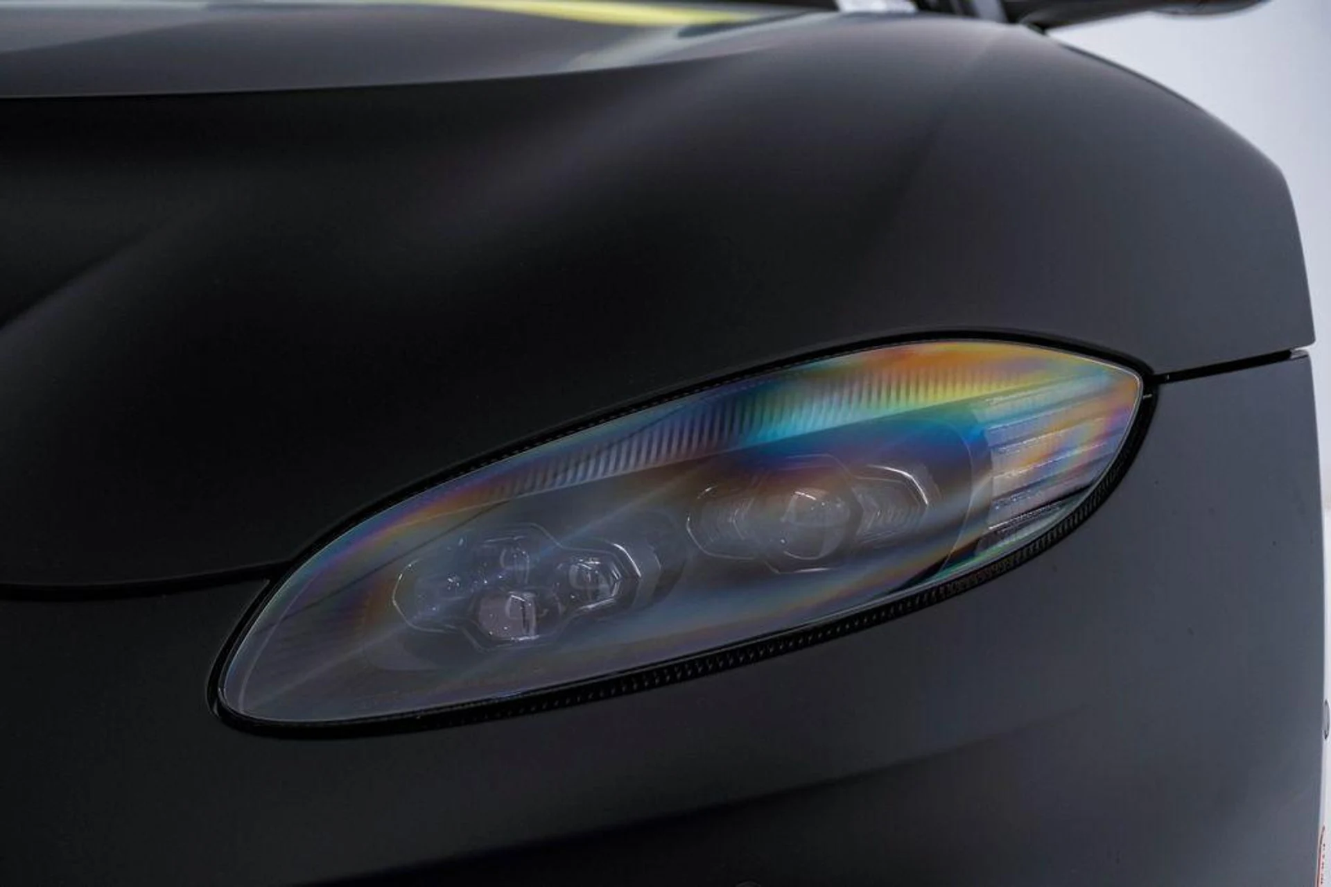 mph007_292075156_1vffx_Y7_Z_Pe_P8_Nln_Z7_M2f_Qi_M_Bl40_cd13b4d14d