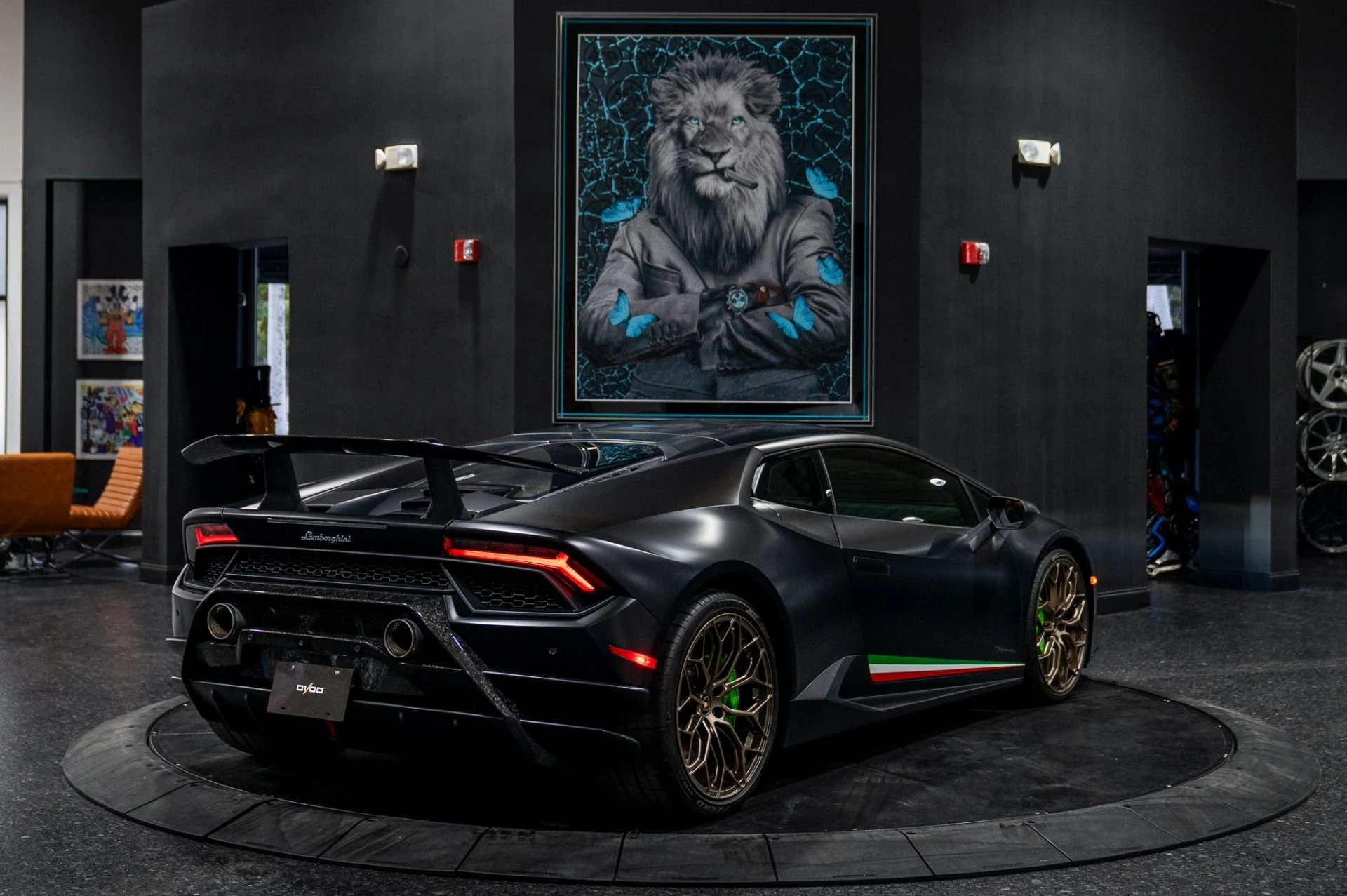 mph007_2922928556_Used_2018_Lamborghini_Huracan_LP_640_4_Performante_Ad_Personam_Paint_and_Interior_Massive_Sticker_1769178126_db7dd97e3b