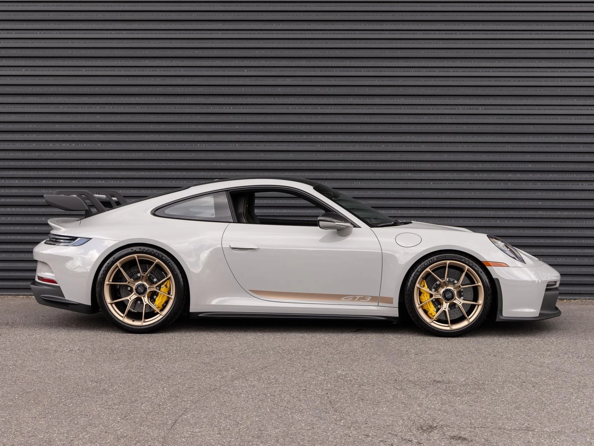 mph007_2927594673_8_b5a517c212