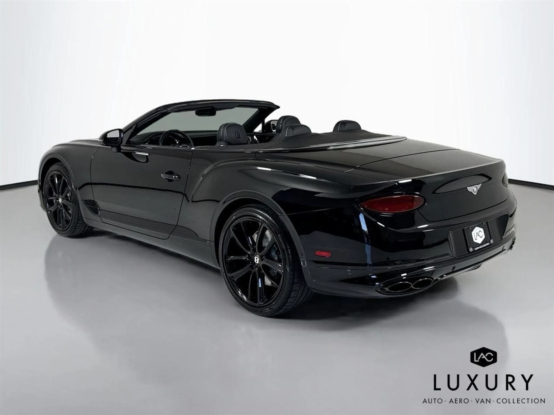 mph007_2930458481_9463328350a64538cc077cc66da3c03f_664515e828