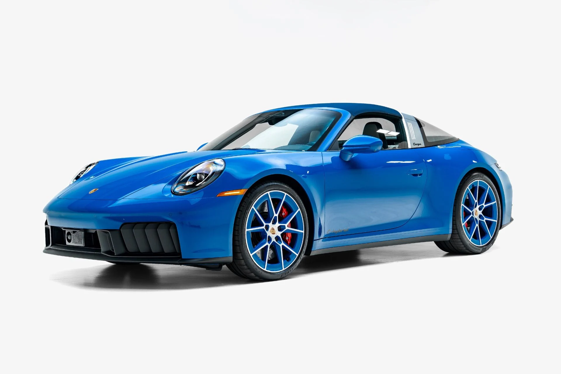 mph007_2932830698_Used_2026_Porsche_911_Targa_4_GTS_1788307355_e1fc80c50b