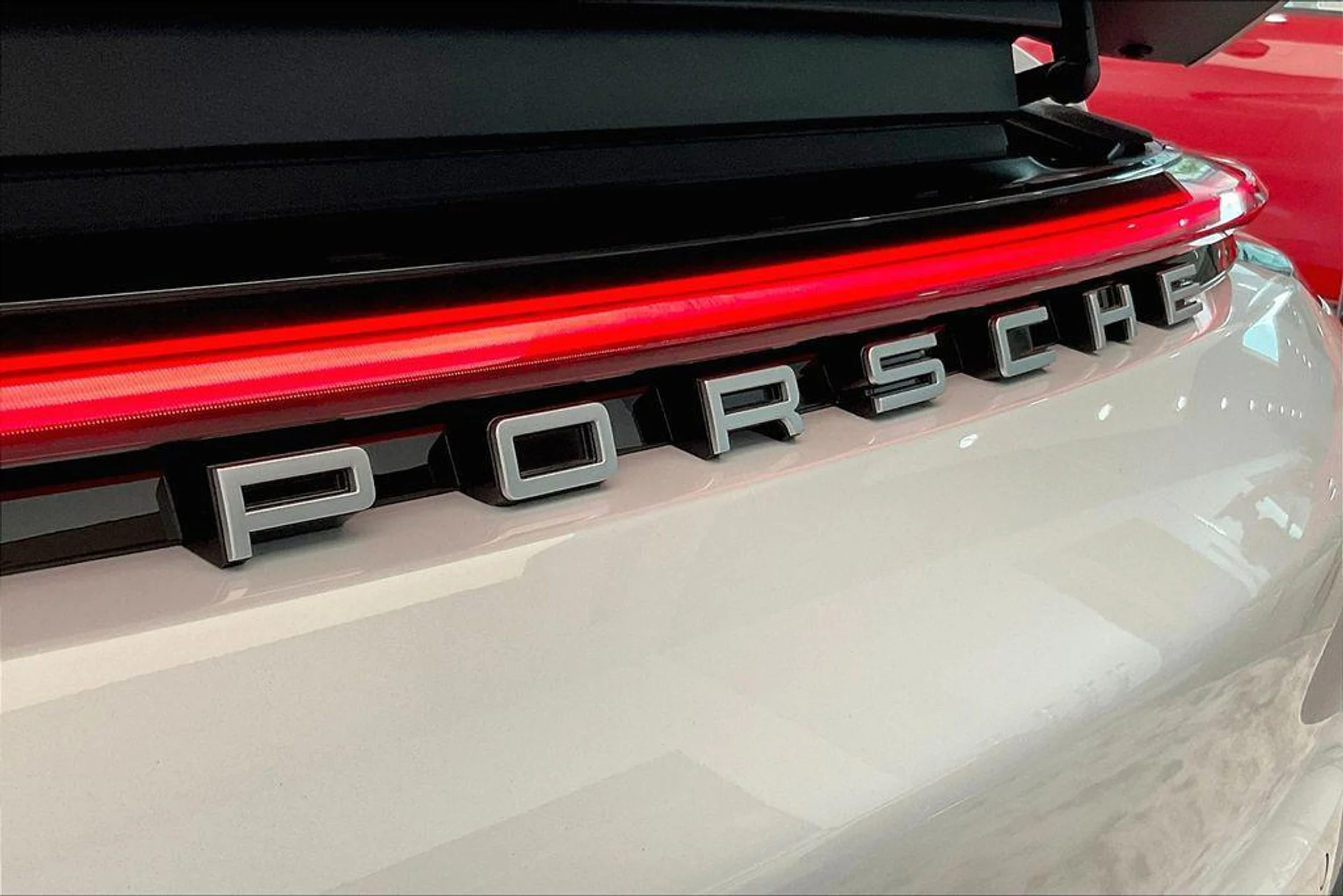 mph007_293364666_fw_O7x_OU_0_Dgsmp_AU_Mxni_Xjq_A_Gc_1354710bd2