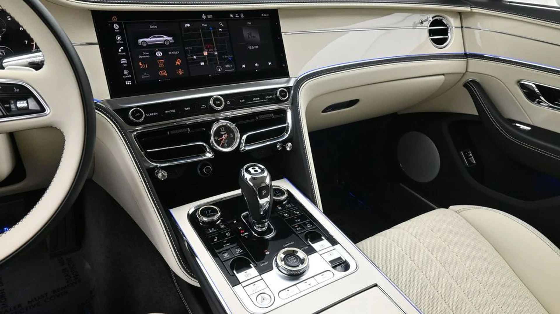 mph007_2940928881_6ff0fe294cd2d5996256fcaf55873e14x_40d53cceef