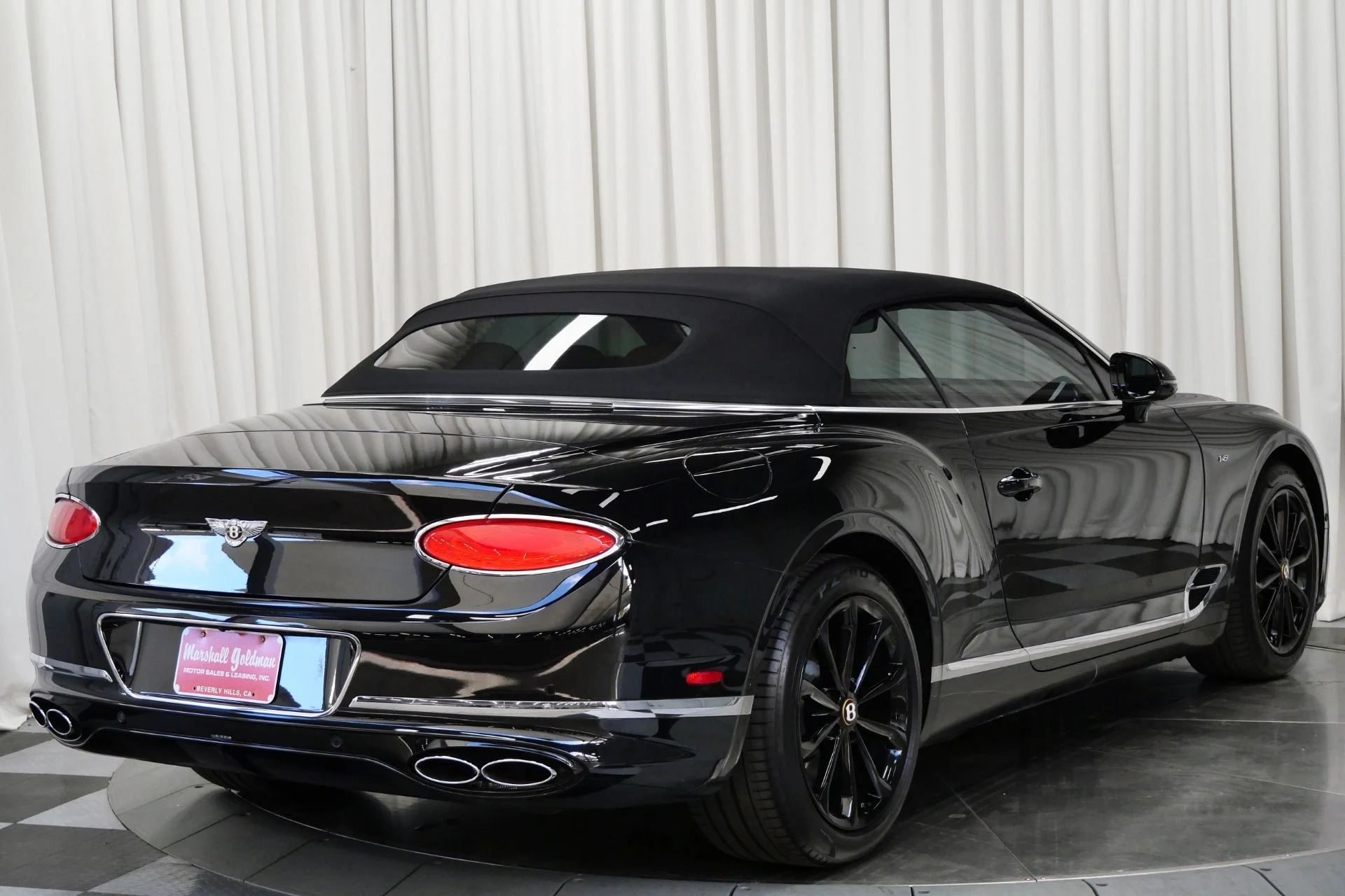 mph007_2942304217_Used_2020_Bentley_Continental_GTC_V8_1744903407_298b6bc9f8