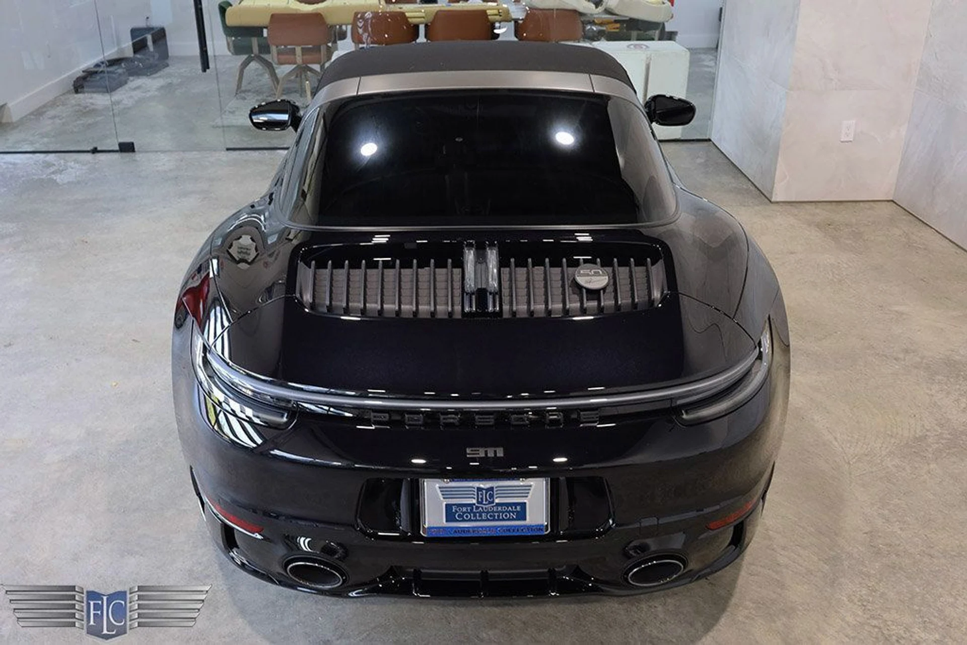 mph007_2943406445_used_2022_porsche_911_targaedition50yearsporschedesign_9689_22634485_8_1024_b3c9c86dba