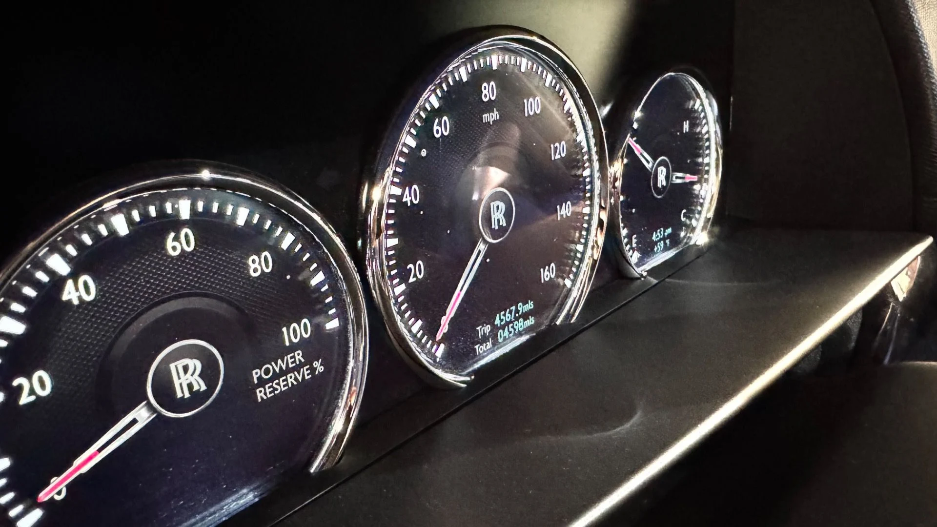 mph007_2945028392_Used_2023_Rolls_Royce_Black_Badge_Cullinan_1772830864_56a8390b6e